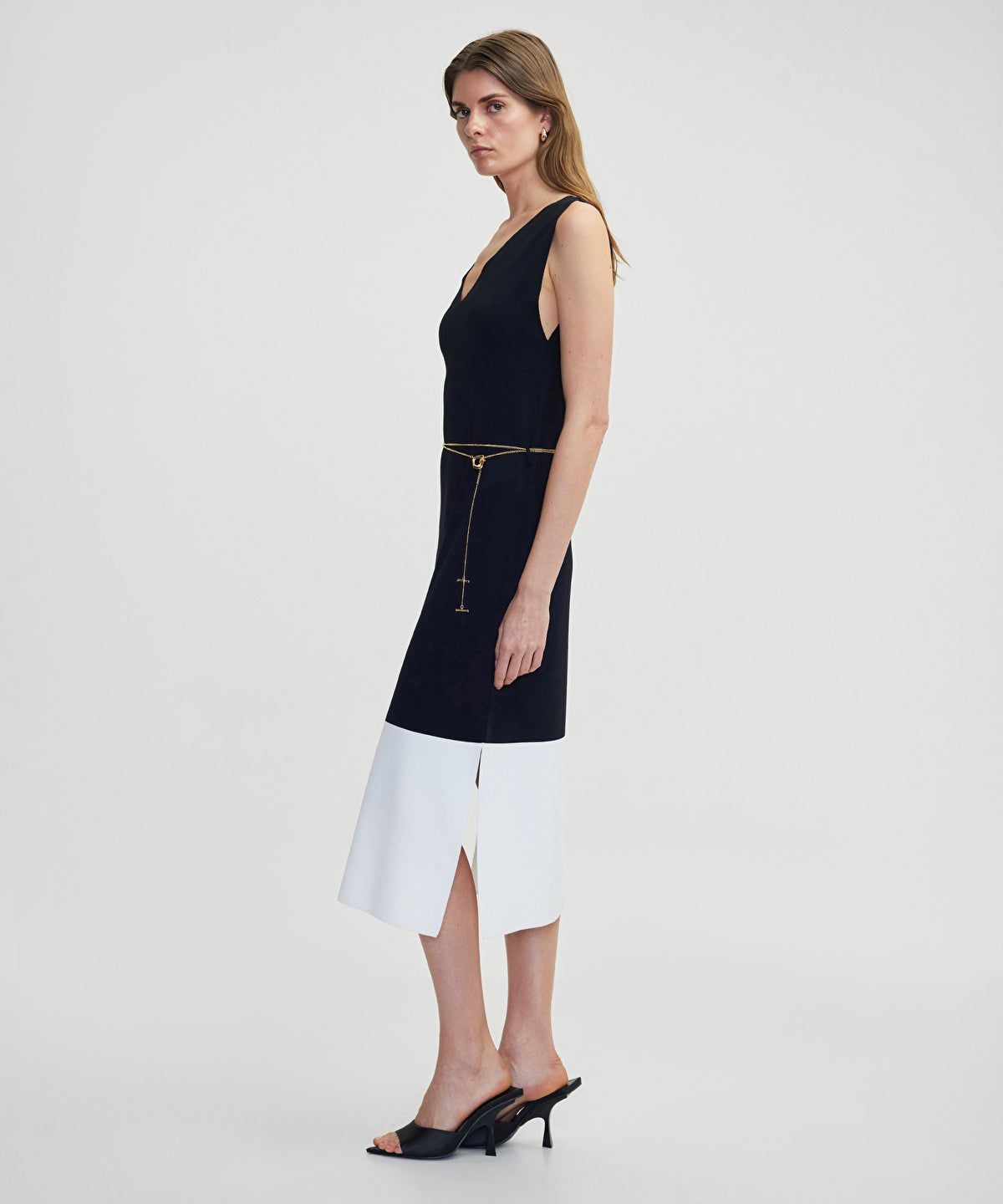 Knit Dress With Chain Belt