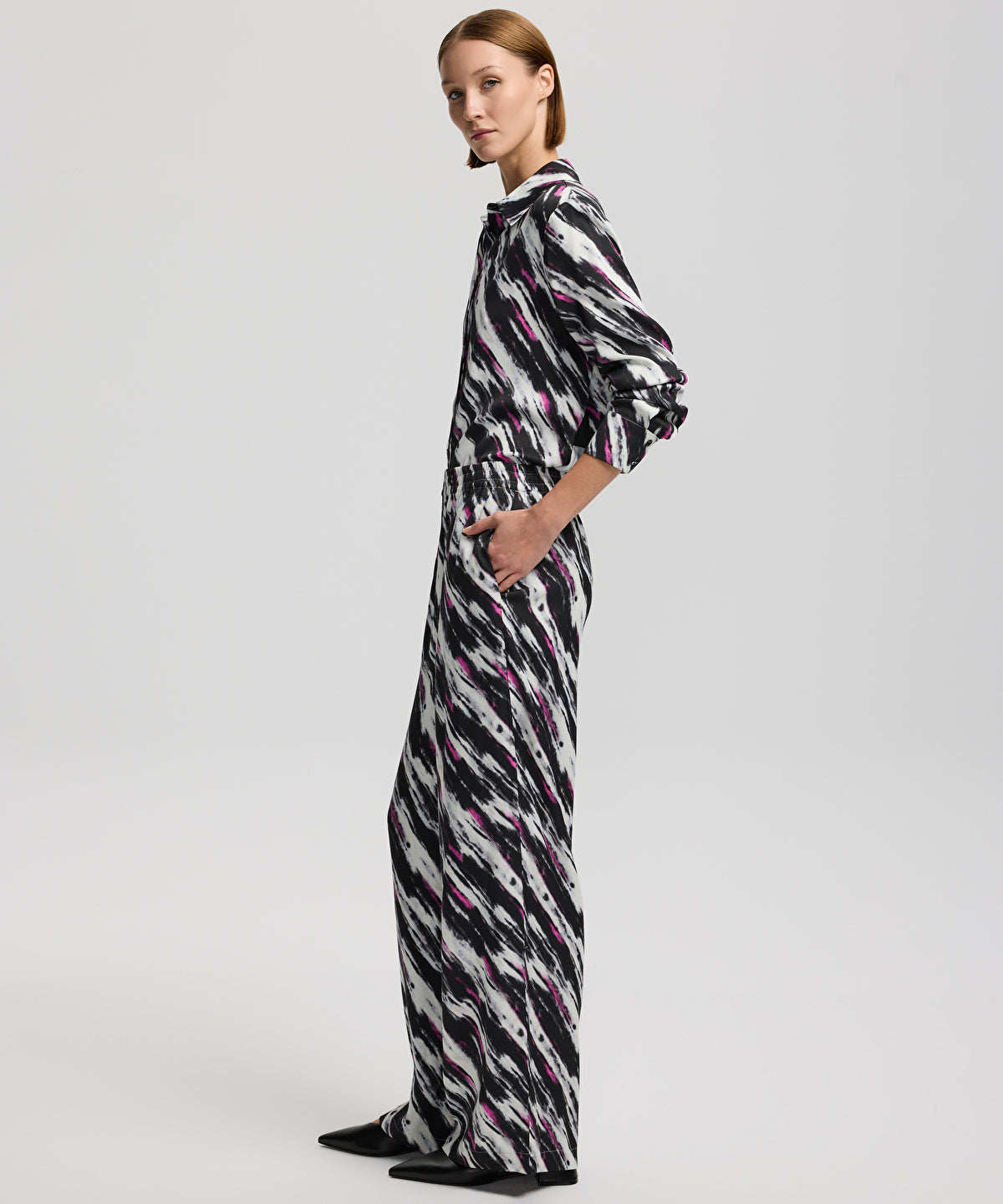 Zoomed Printed Trousers