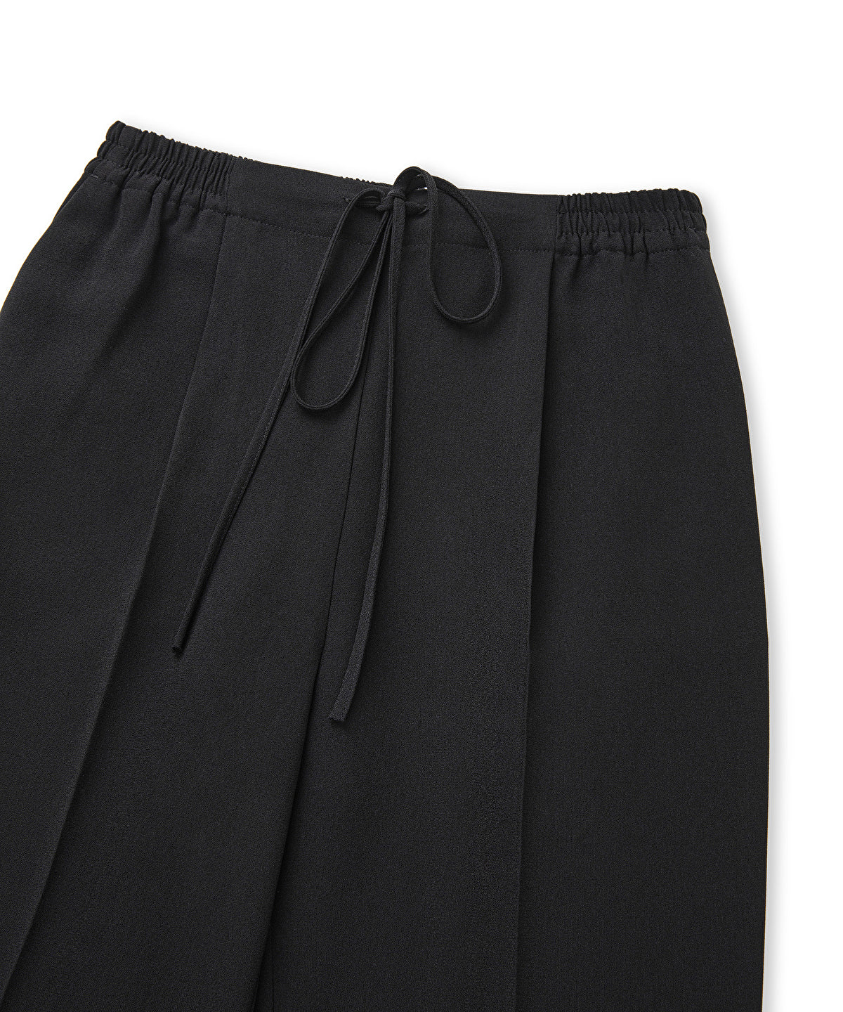 Carrot fit trousers