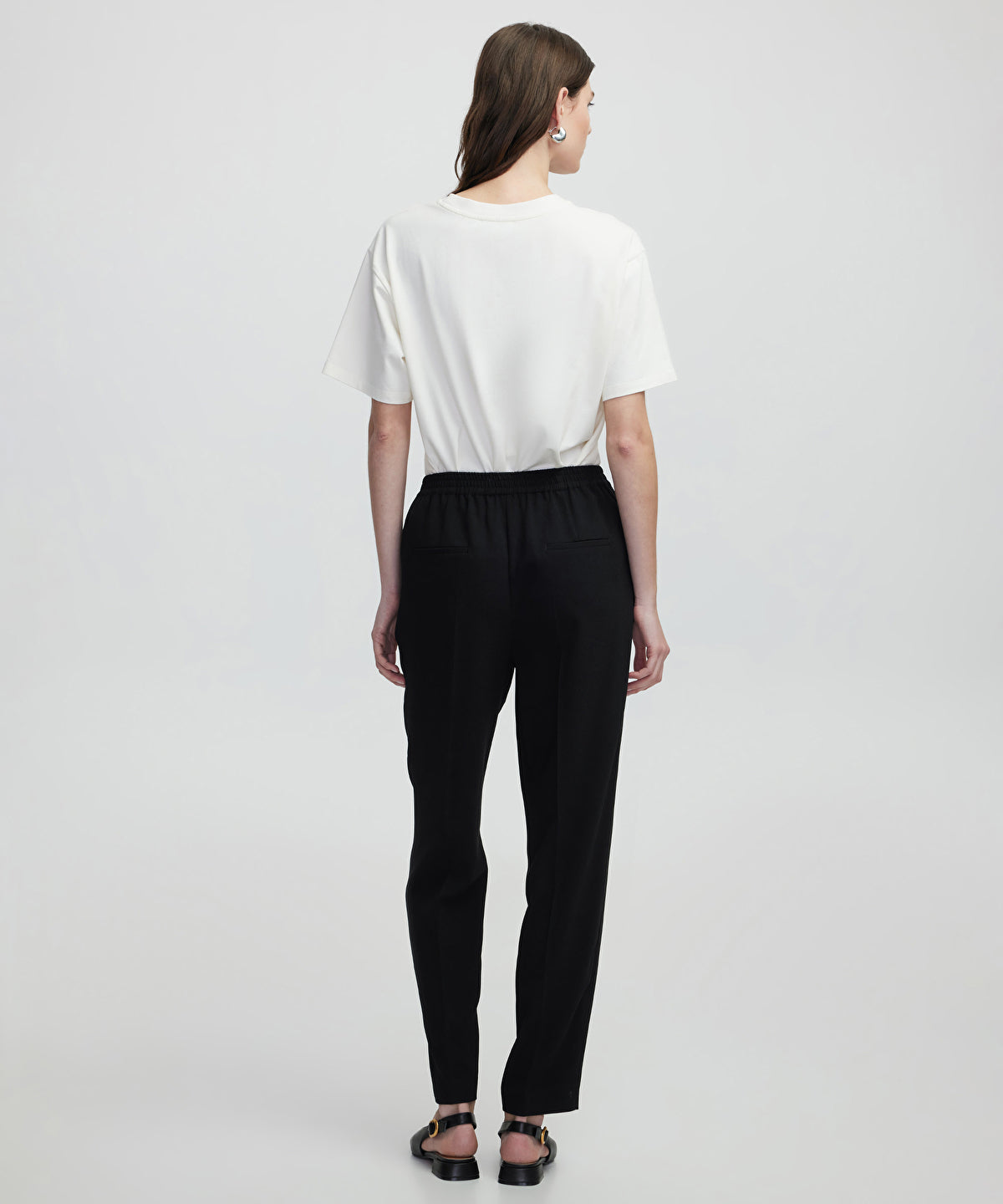 Carrot fit trousers