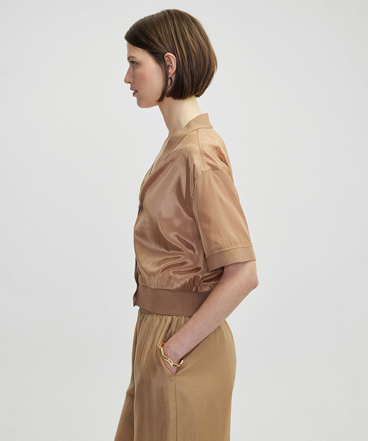 Zoomed Colorblock V Neck Blouse