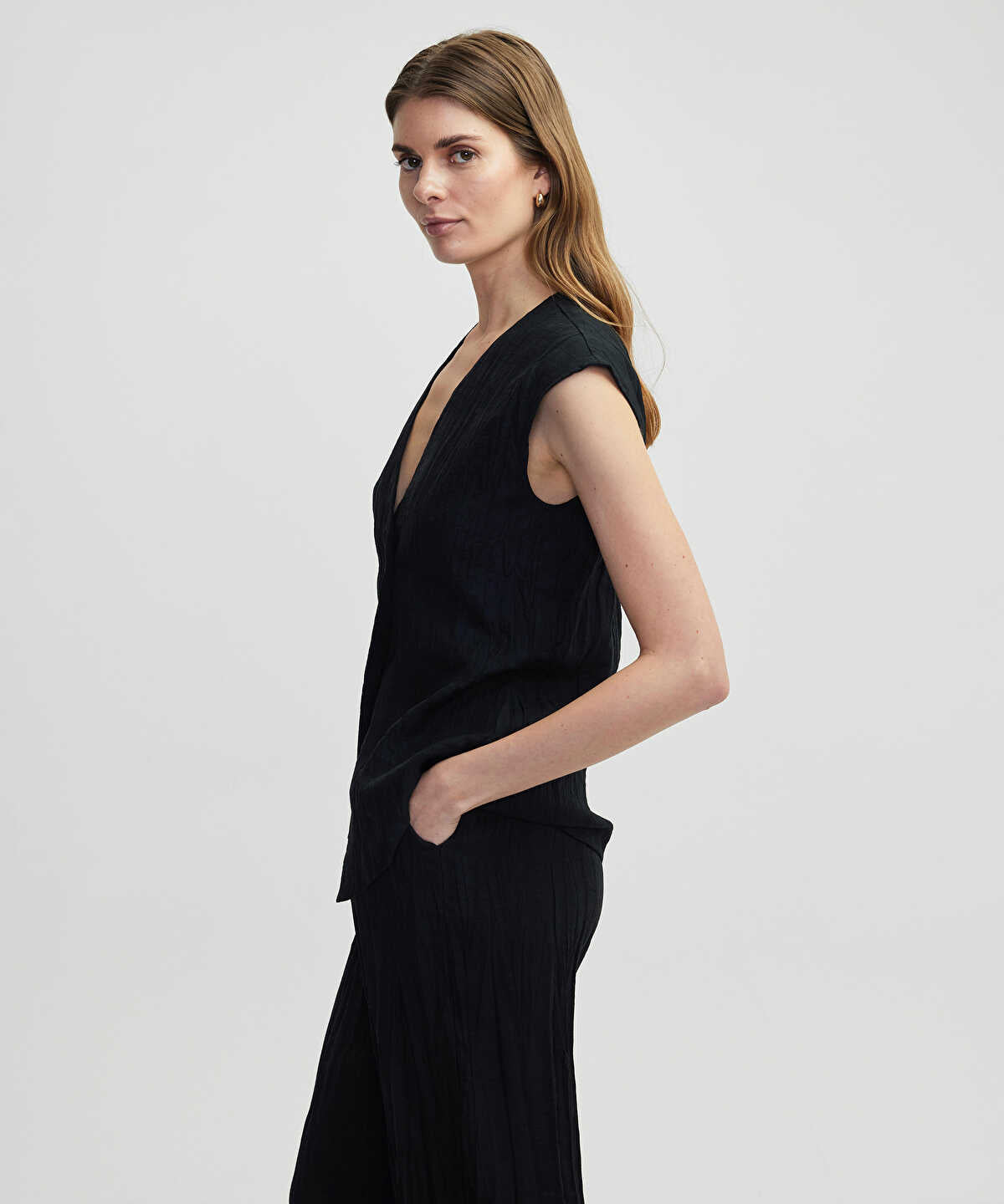 Crinkle-Effect Vest