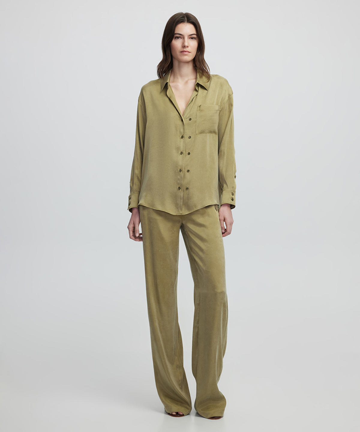 Zoomed Shirt With Double Row Of Buttons