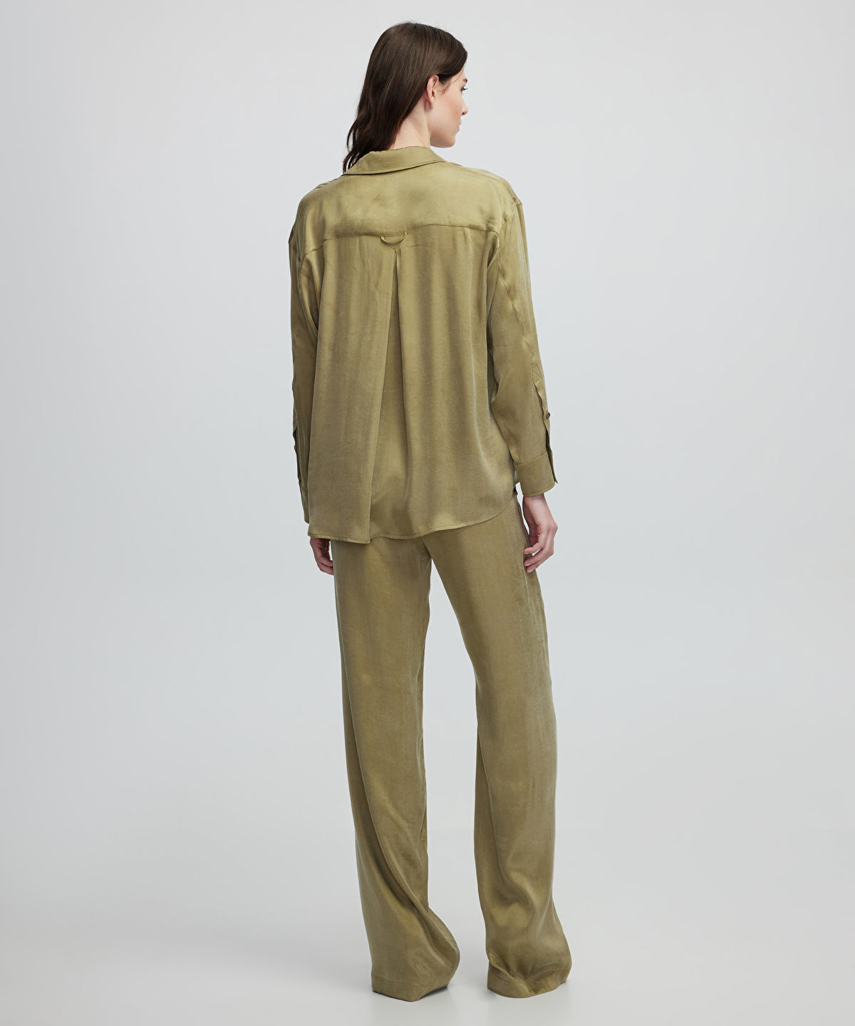 Zoomed Shirt With Double Row Of Buttons