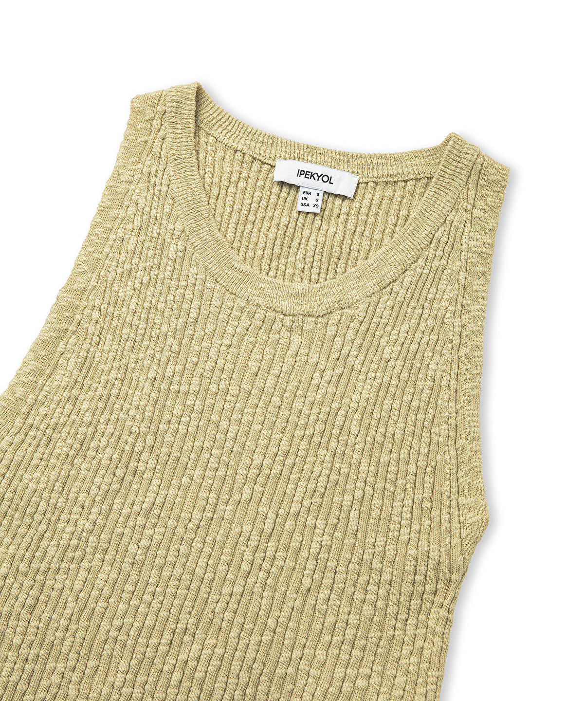 Zoomed Textured Knit Top