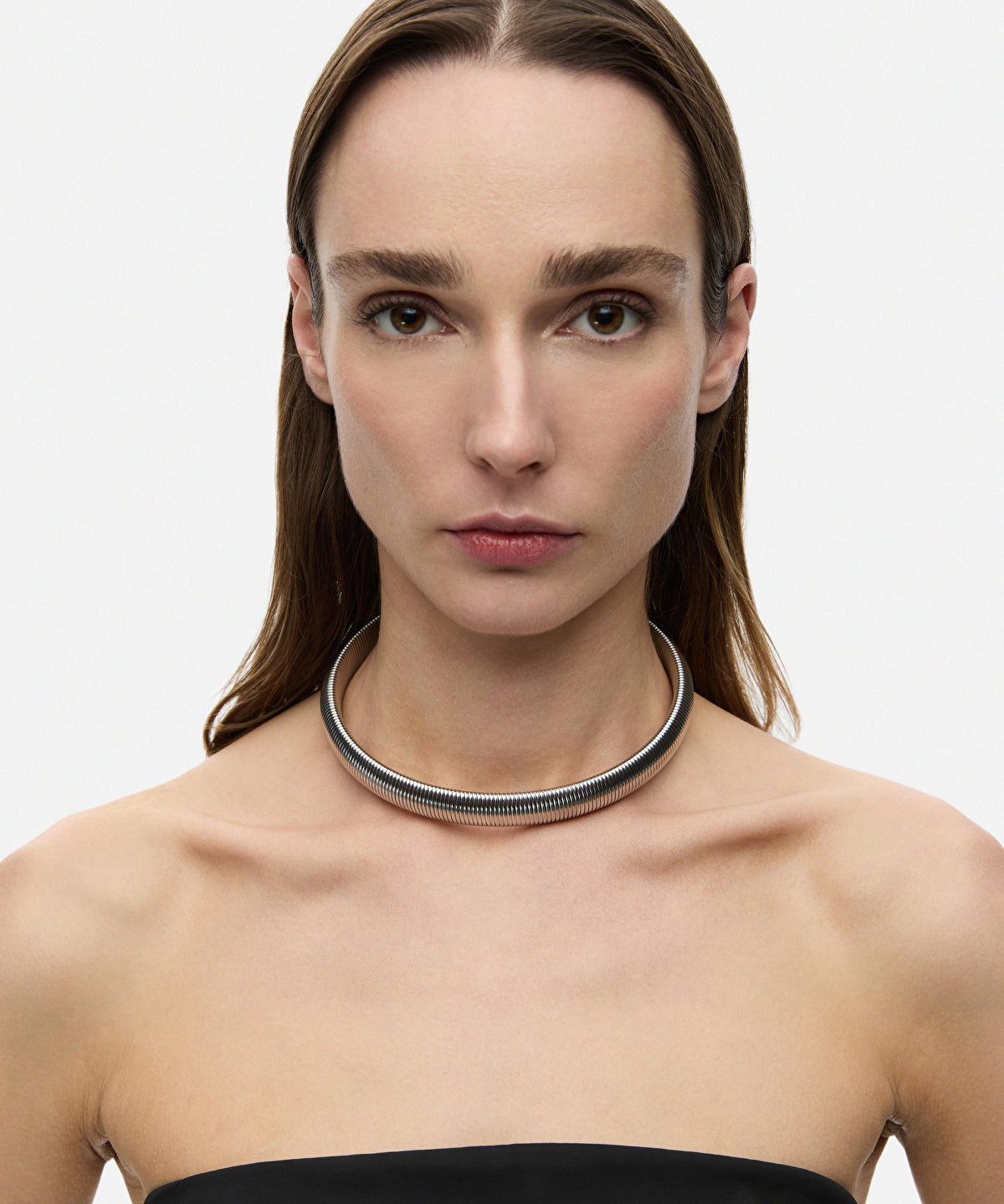 Metal plate necklace