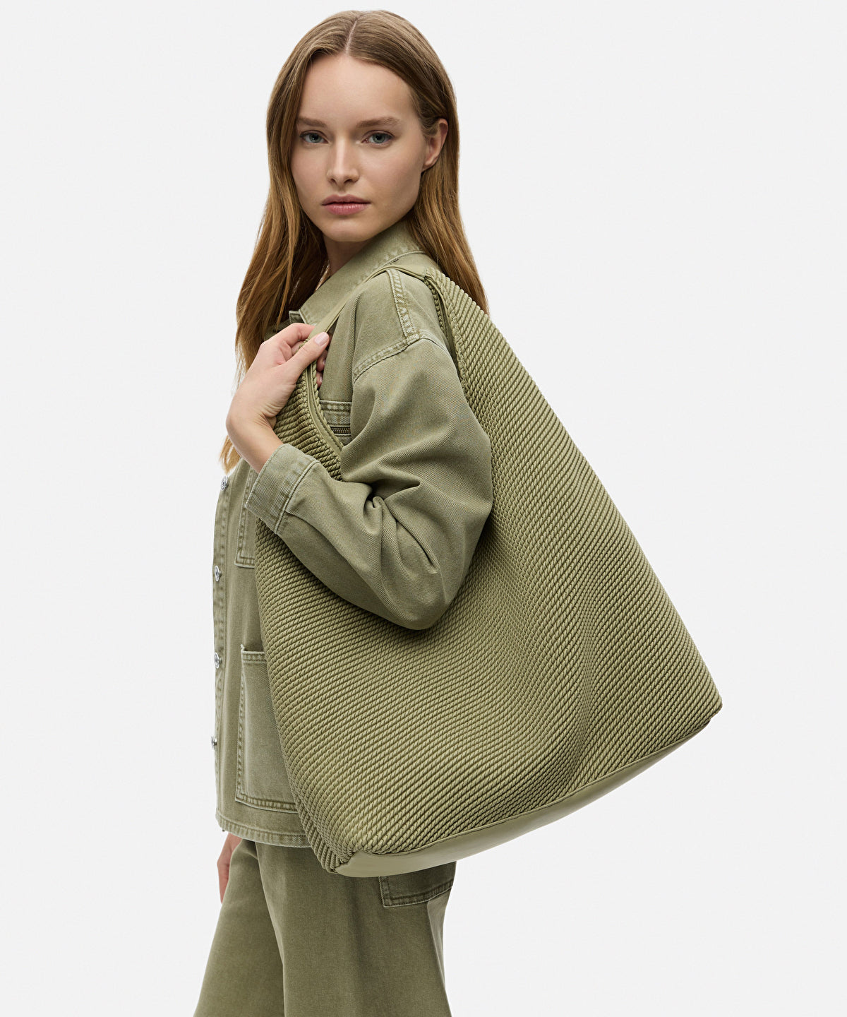 Textured maxi bag
