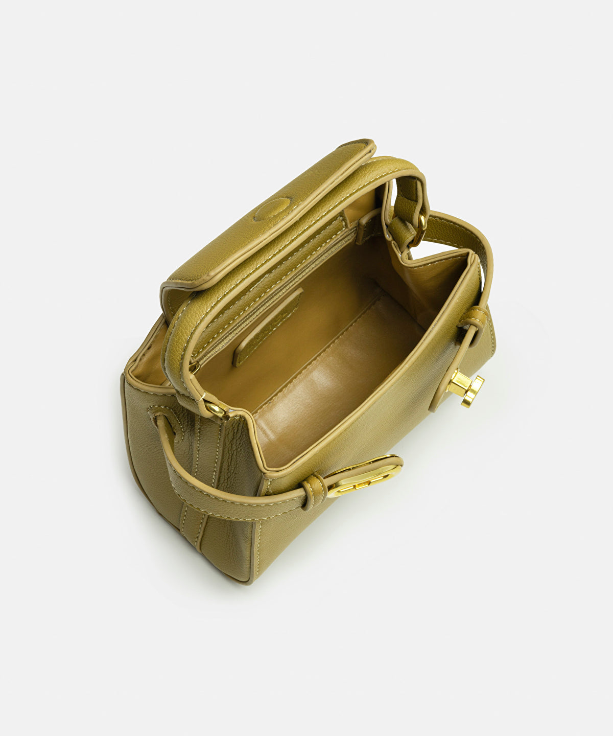Metal buckle bag