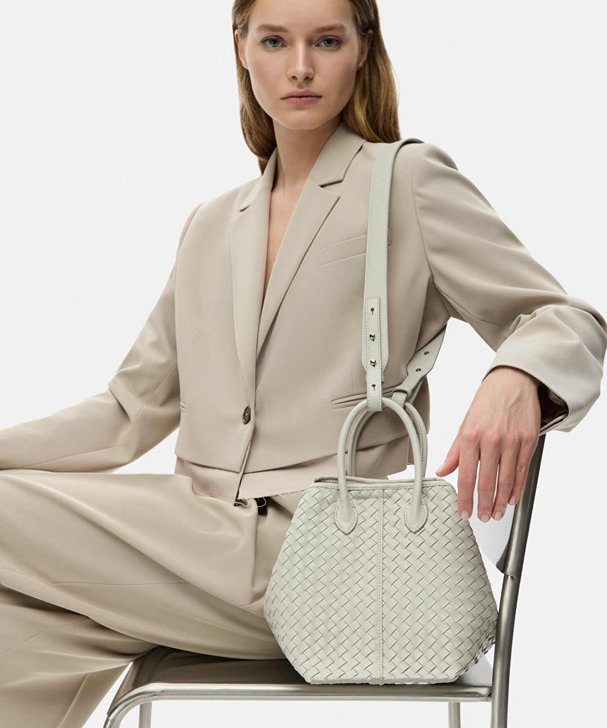 Lattice versatile bag