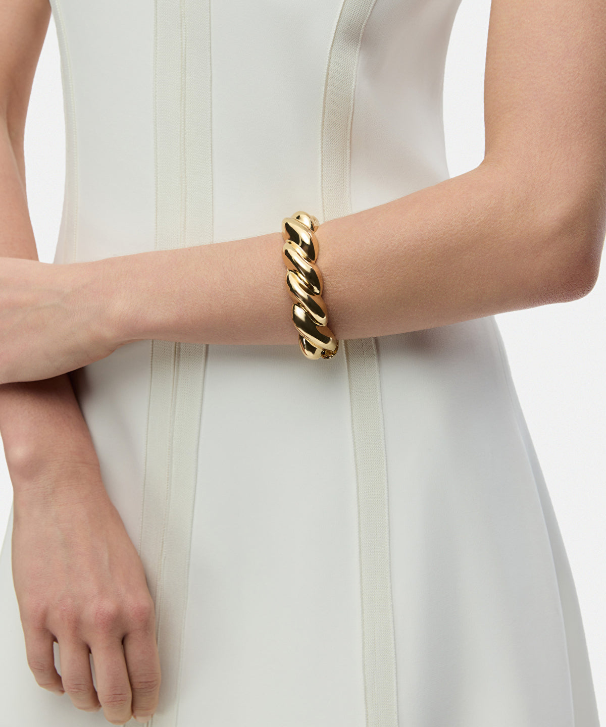Zoomed Spiral Bracelet