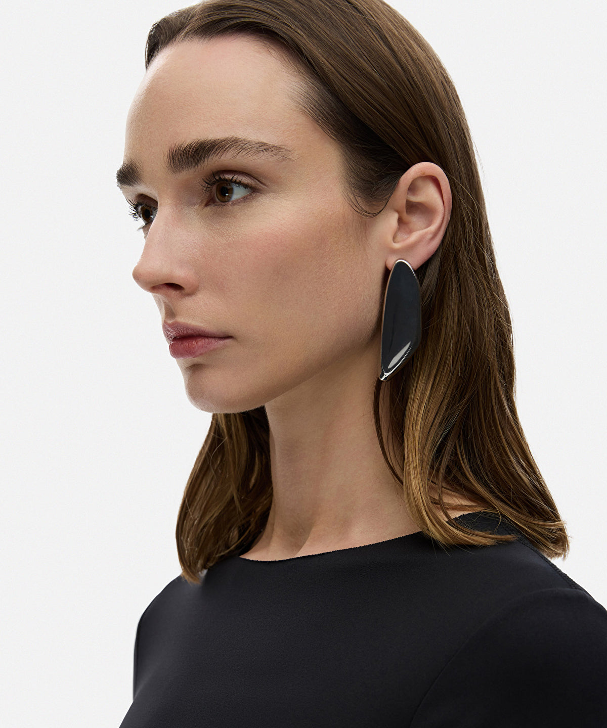Metal plate earrings