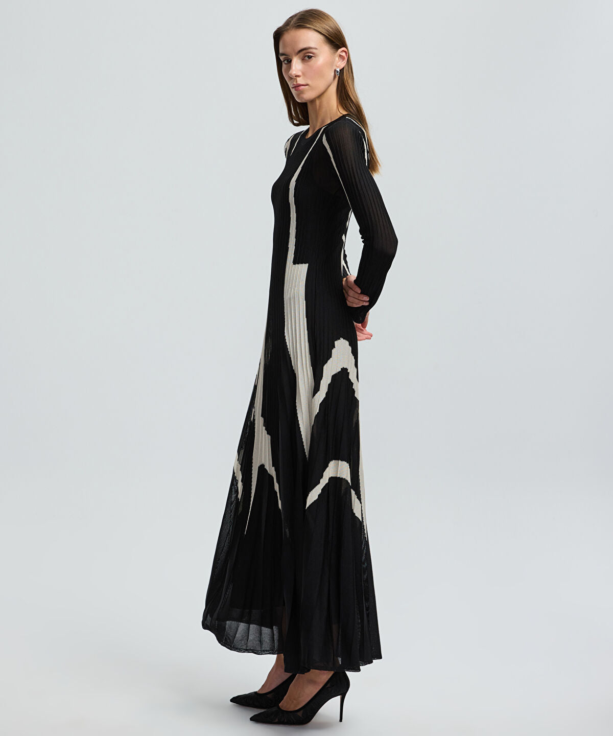 Color-Block Pleated Knit Dress