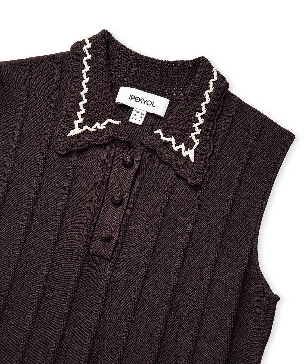Contrast Collar Knit Dress