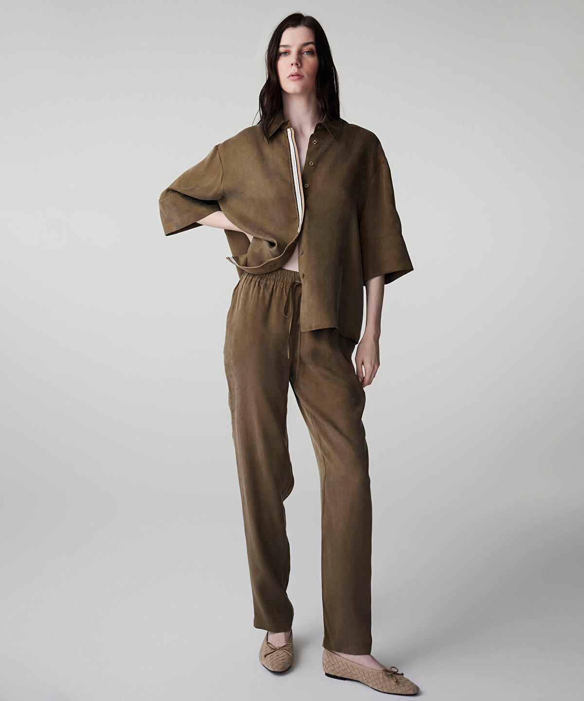 Tie Waist Carrot Trousers