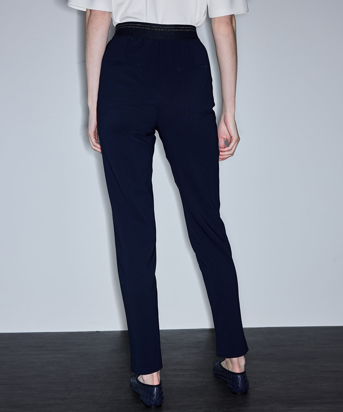 Trousers with Lurex Thread