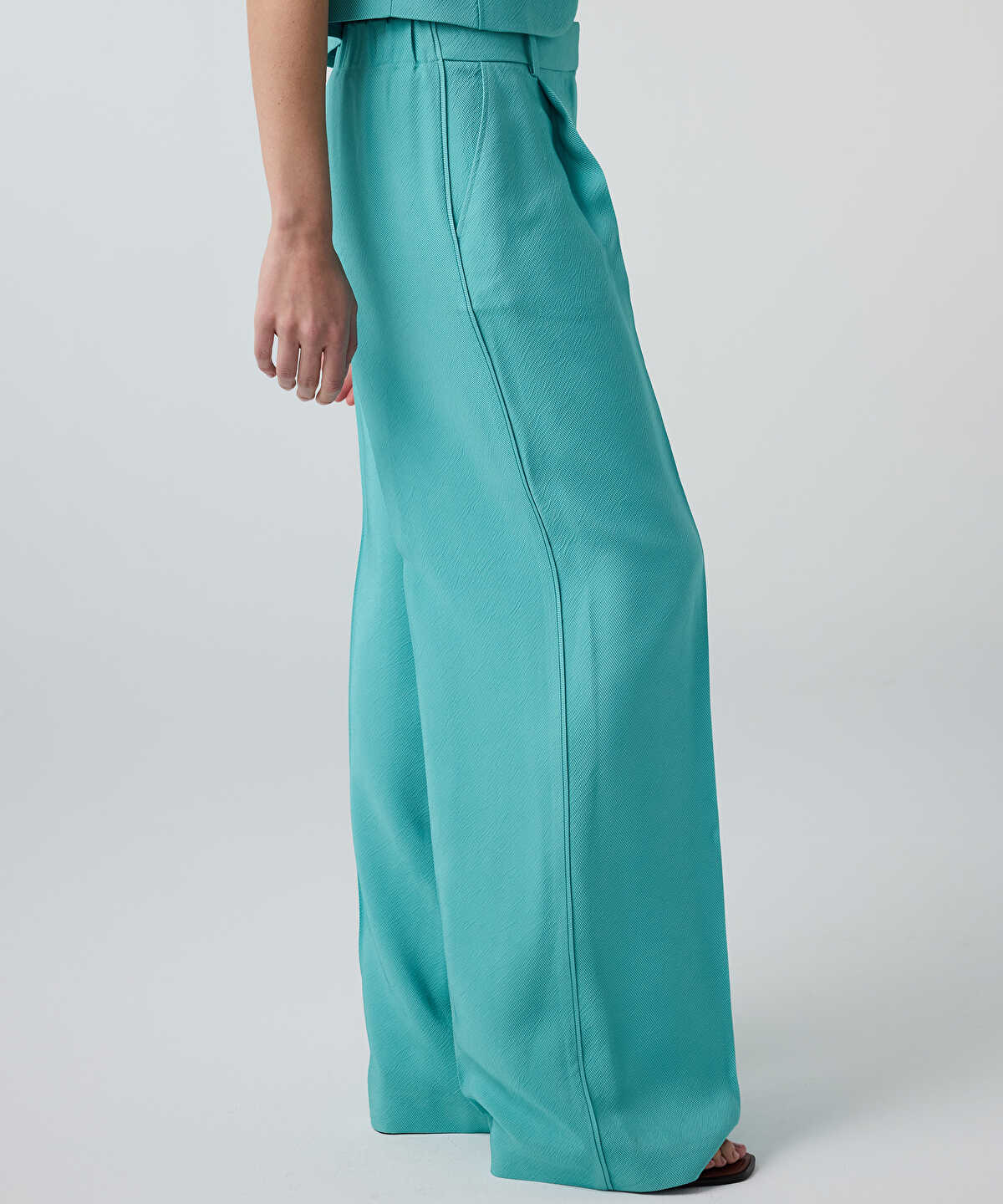 Textured Wide-Leg Trousers