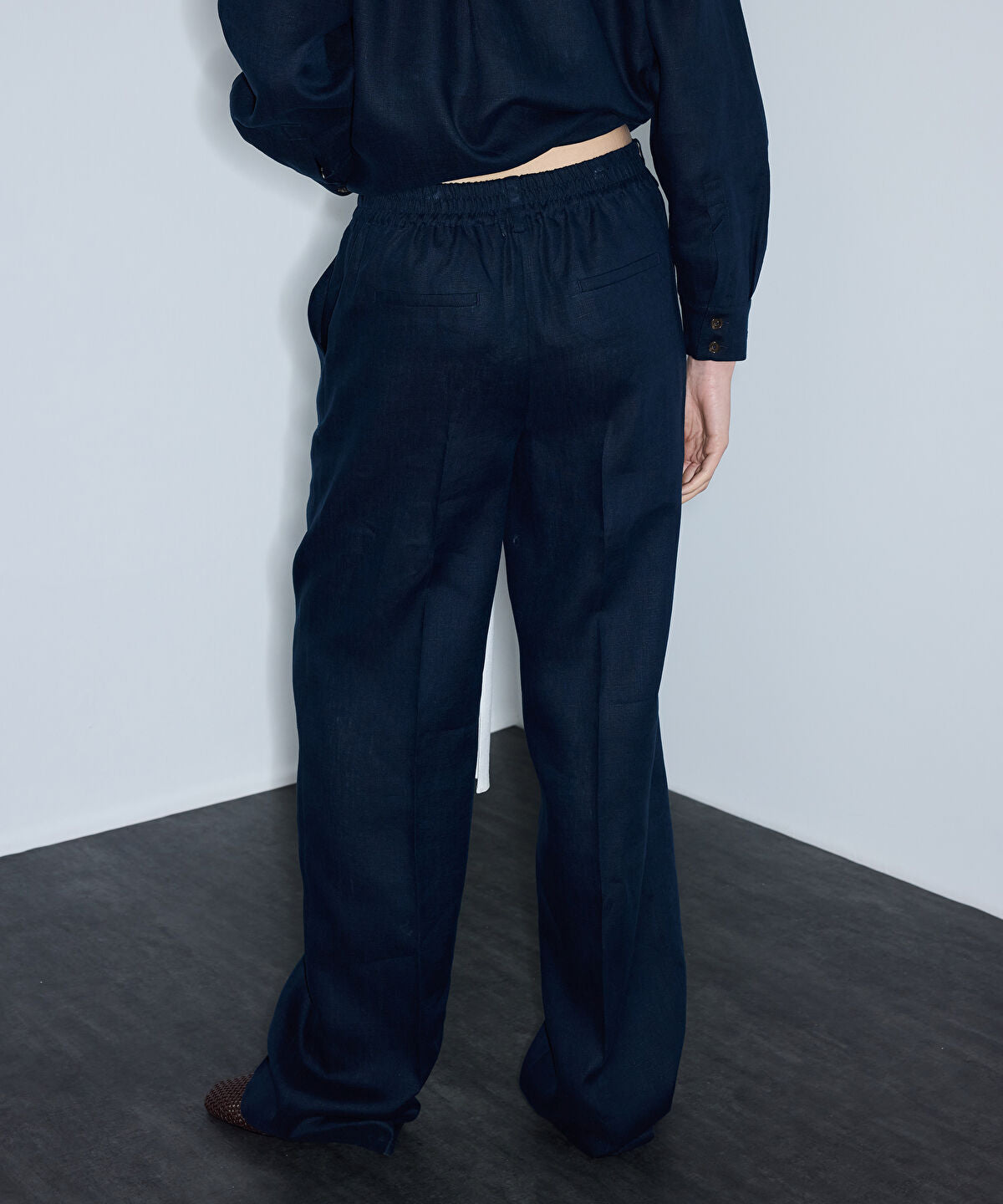 Belted Linen Wide-Leg Trousers