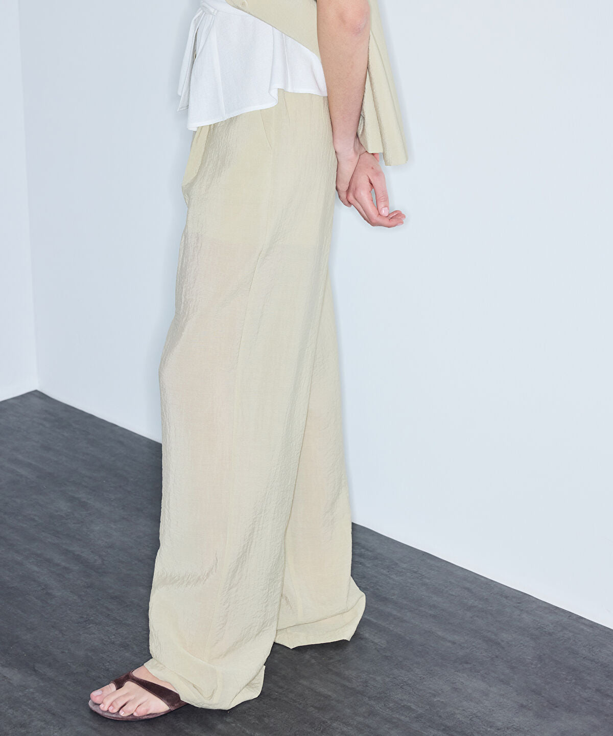 Belted Crinkle-Effect Trousers