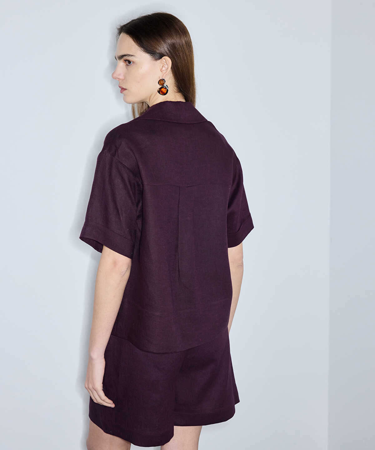 Single-Pocket Linen Blouse