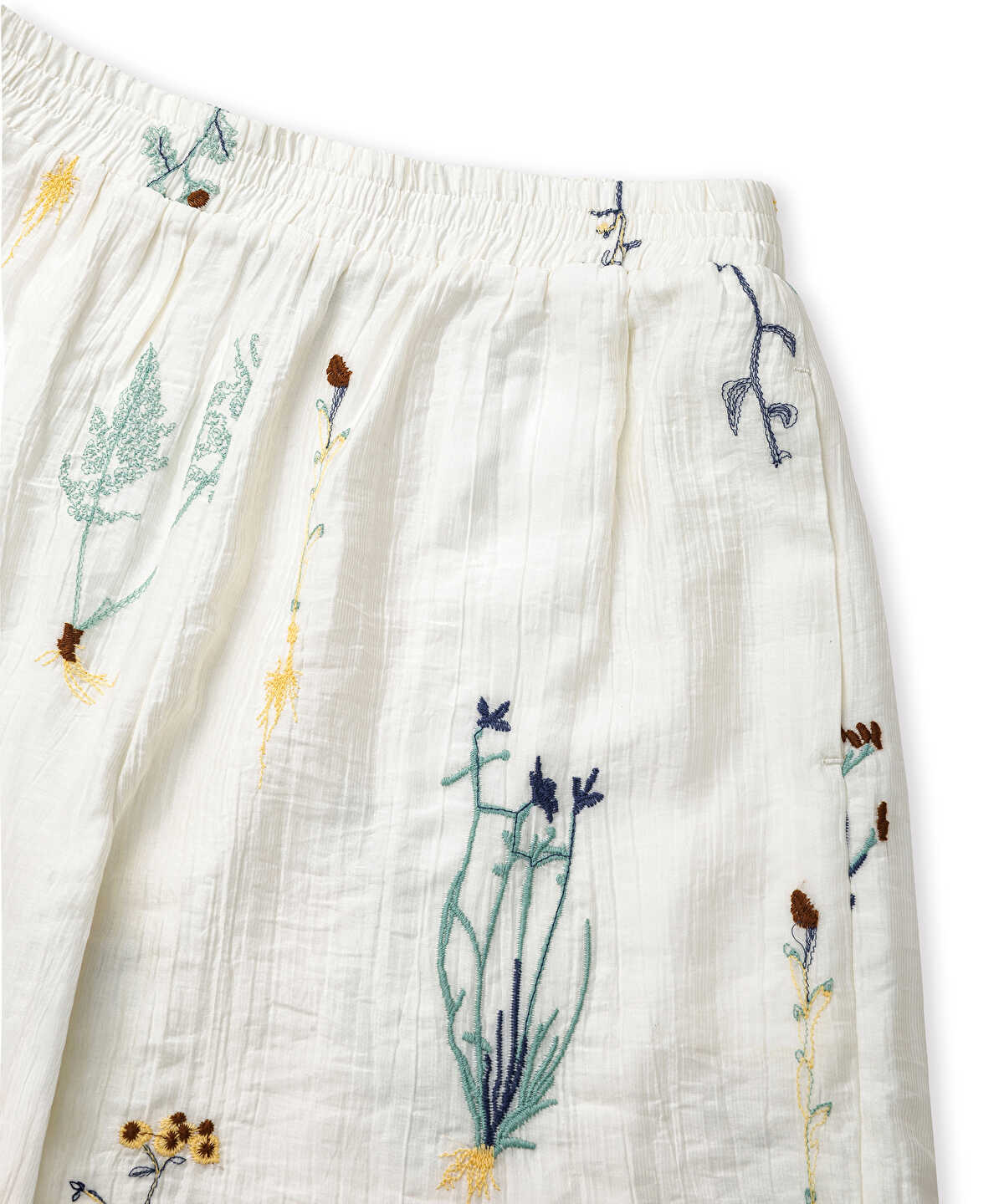 Embroidered Elastic-Waist Shorts