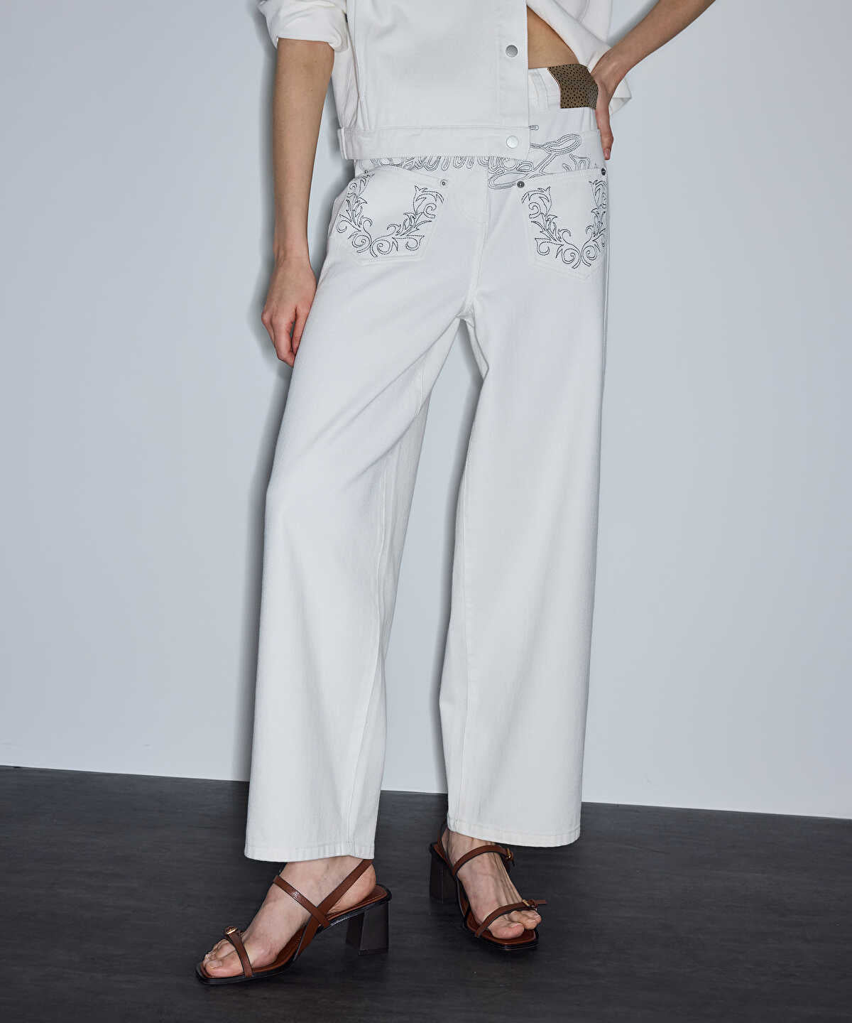 Embroidered Jeans