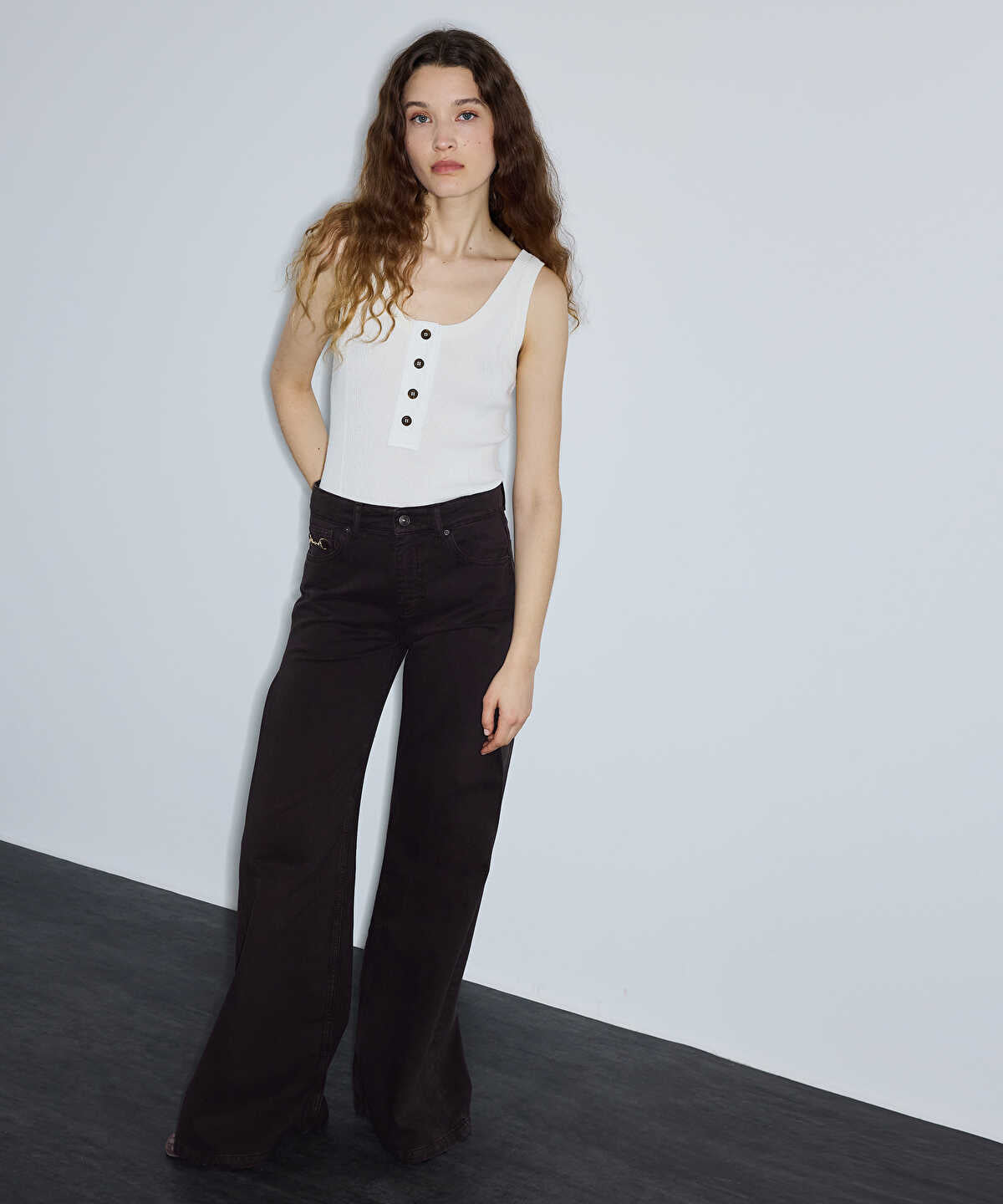 Wide-Leg Chain Jeans