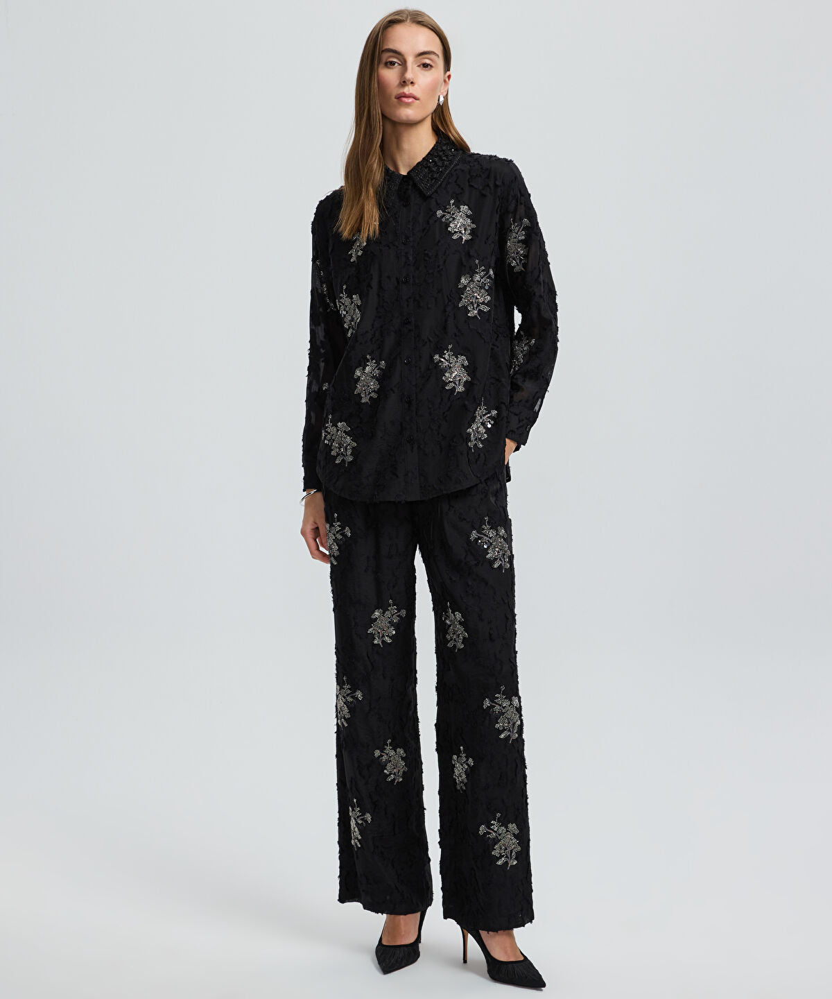 Embellished Knit Collar Shirt