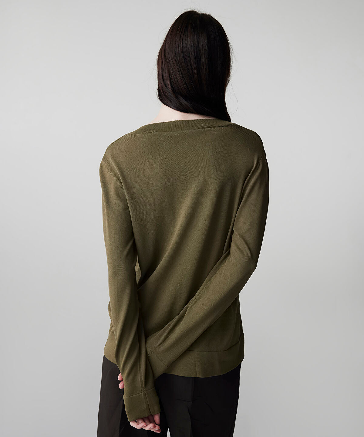 V-Neck Basic Knit Top