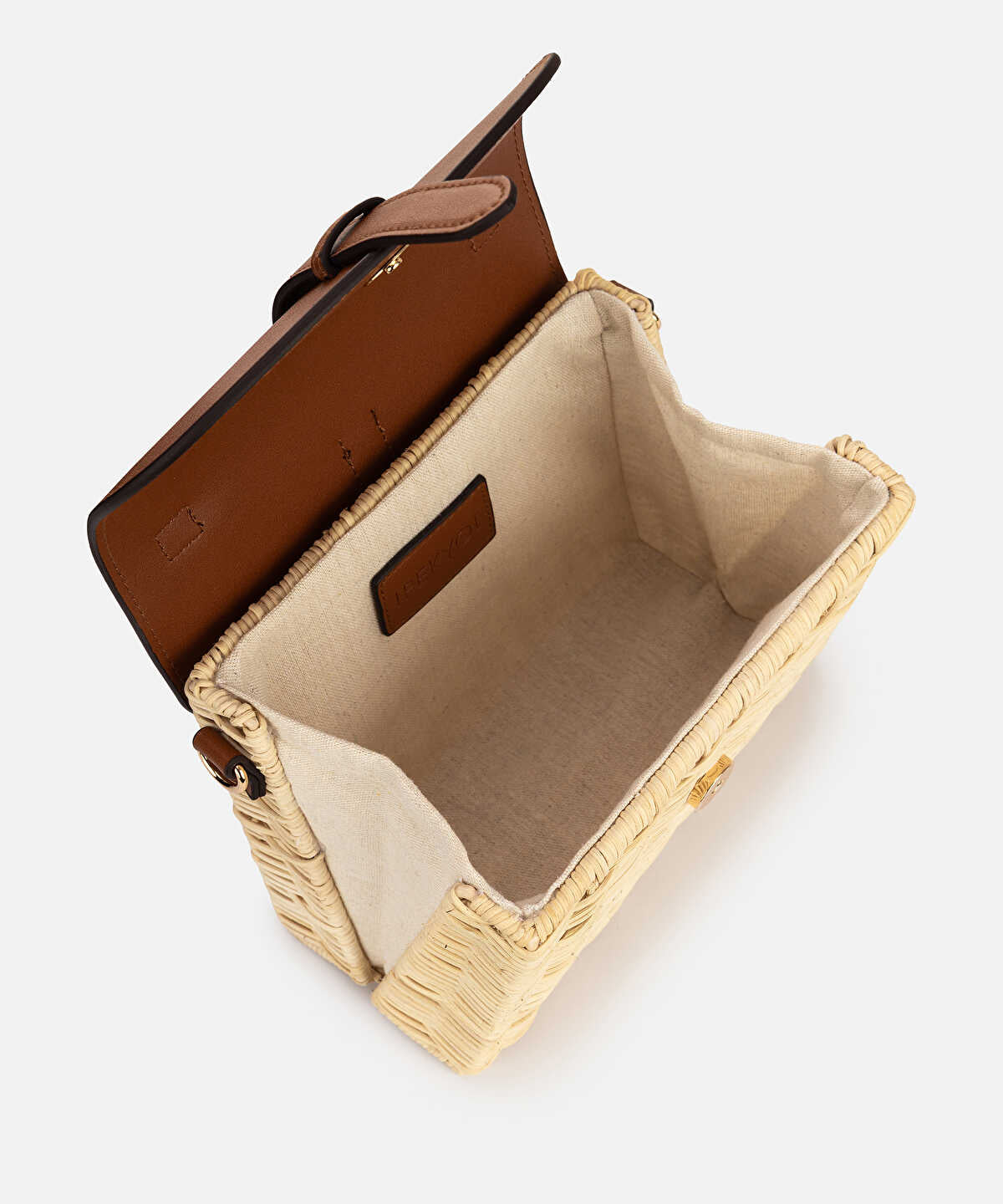 Contrast Flap Rattan Bag