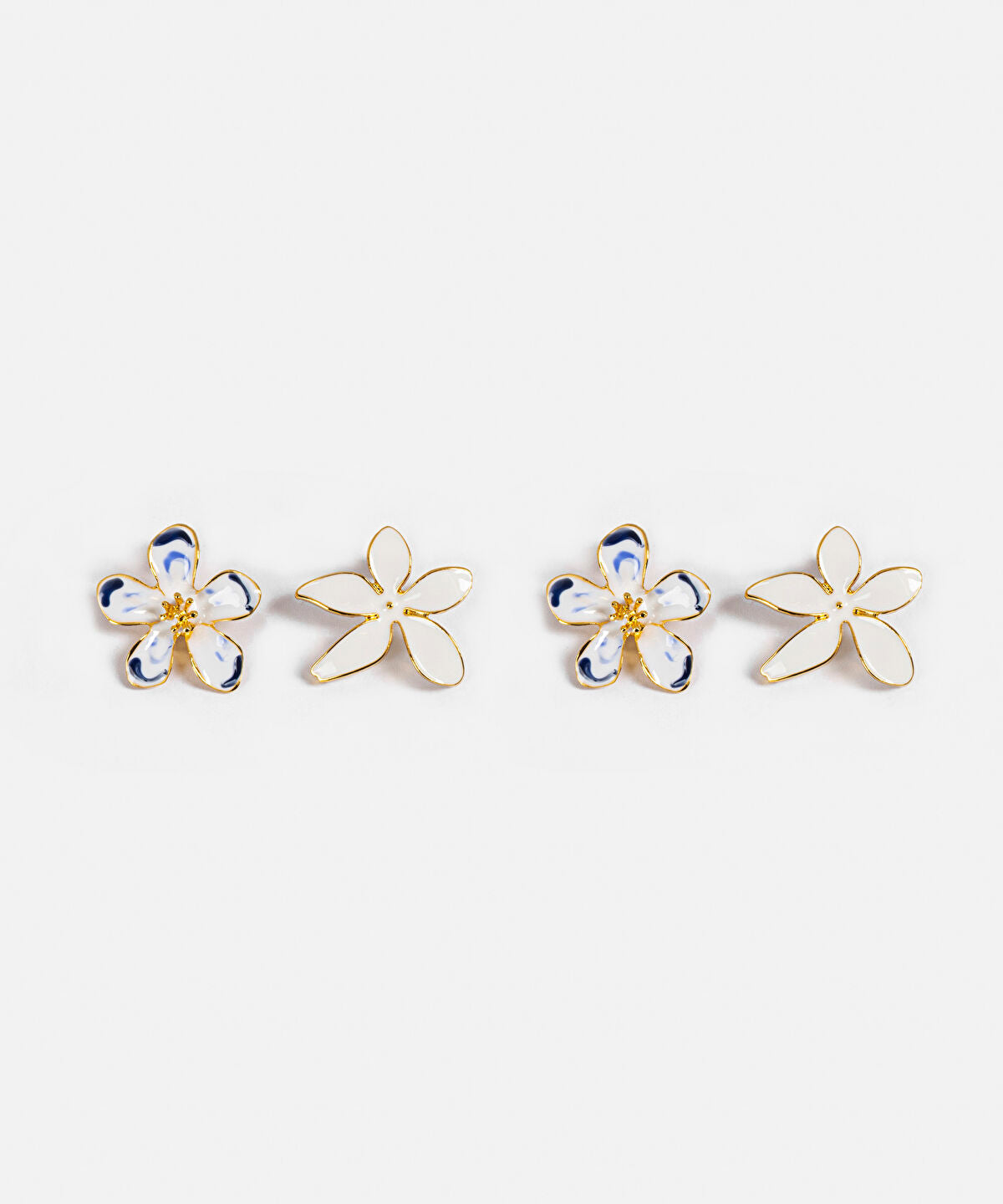 Pack of 2 Floral Earrings