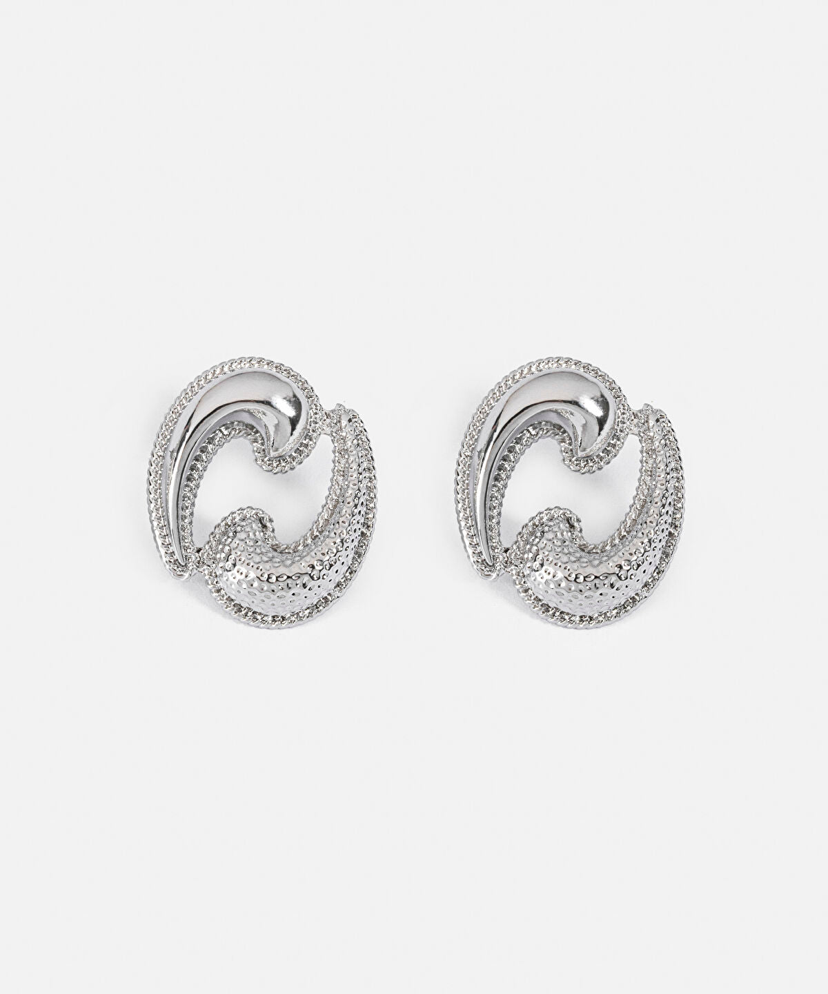 Contrast Panel Metal Earrings