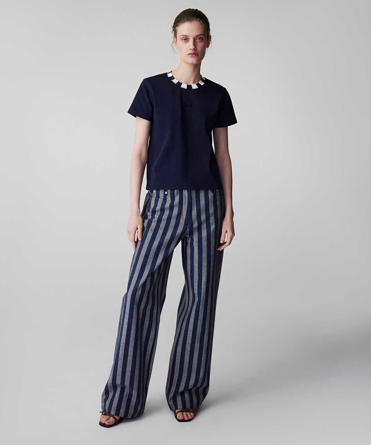 Color-Block Rib Collar T-Shirt
