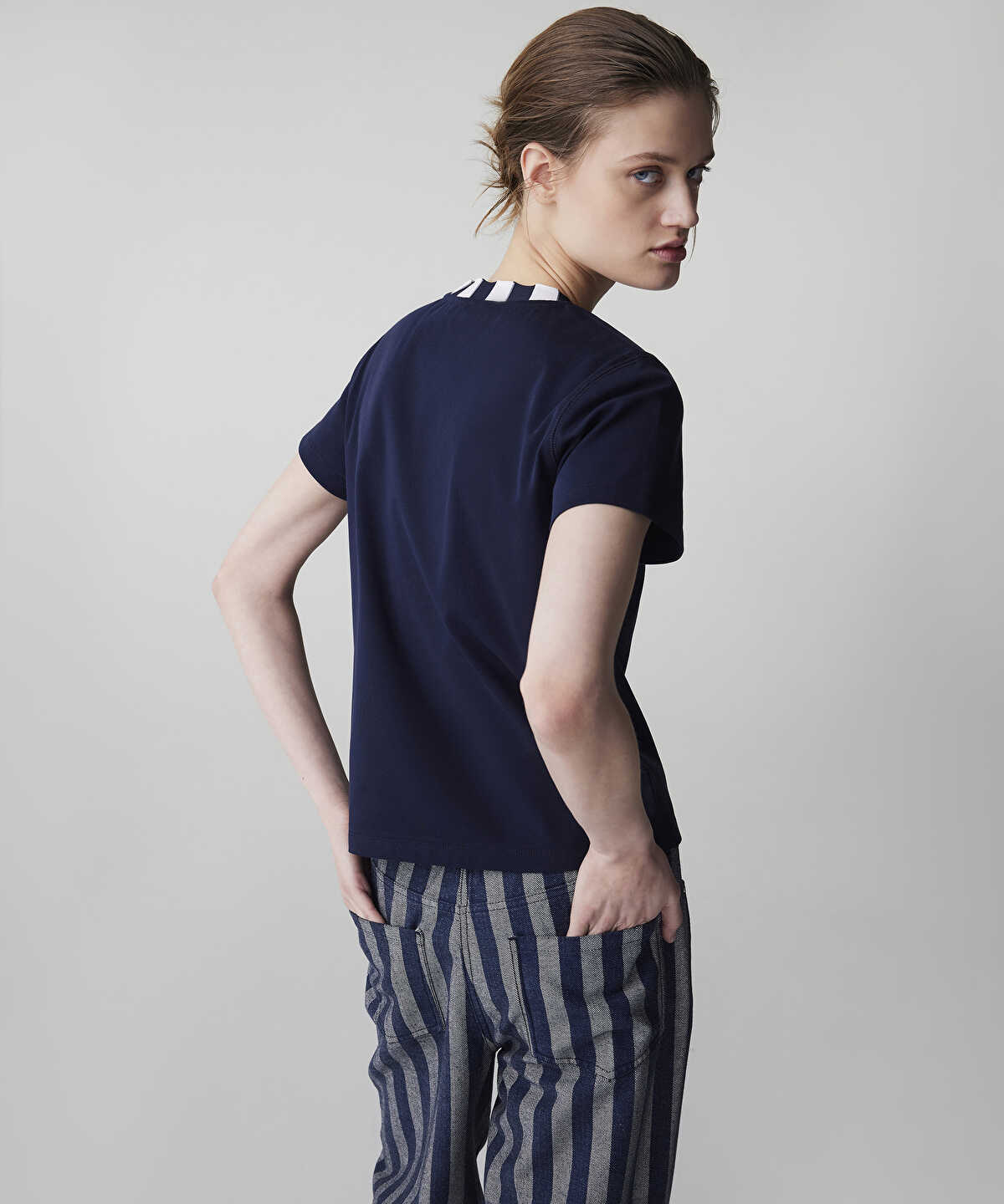Color-Block Rib Collar T-Shirt