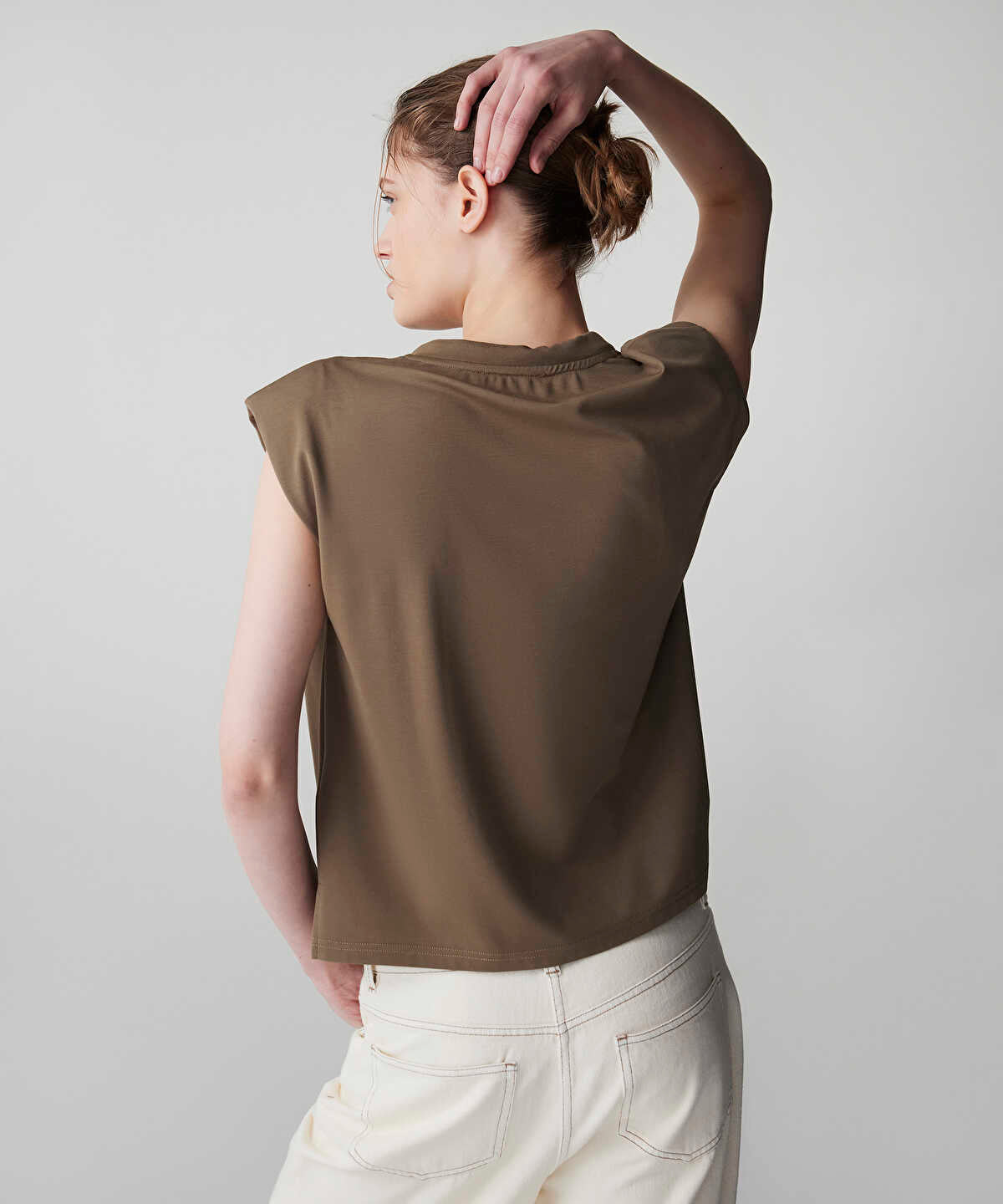 T-Shirt with Printed Scarf