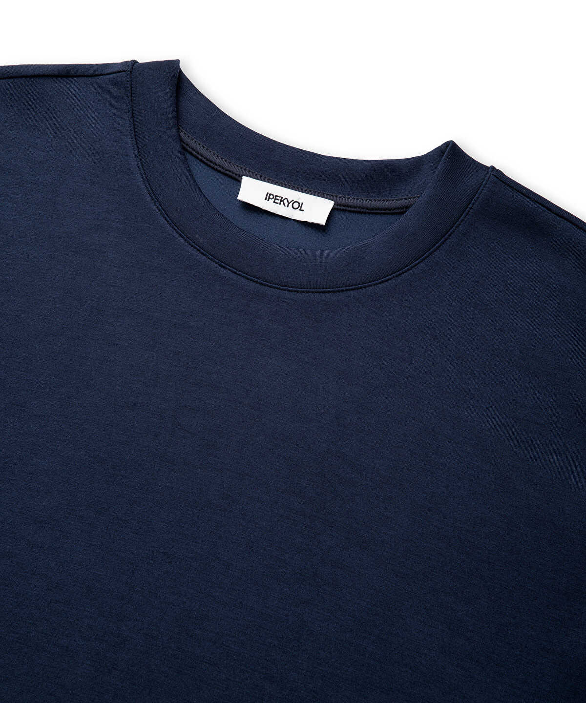 Basic T-Shirt
