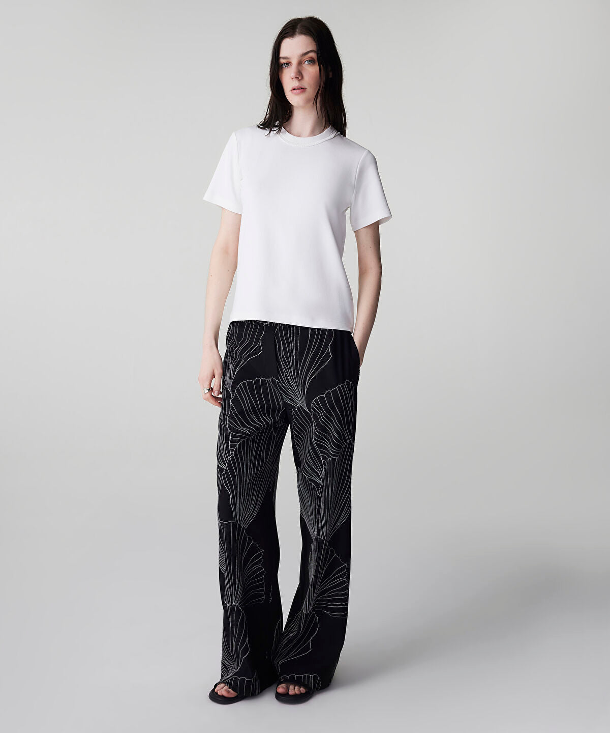 Contrast Collar Color-Block T-Shirt