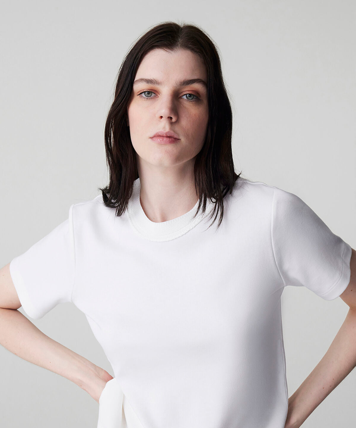 Contrast Collar Color-Block T-Shirt