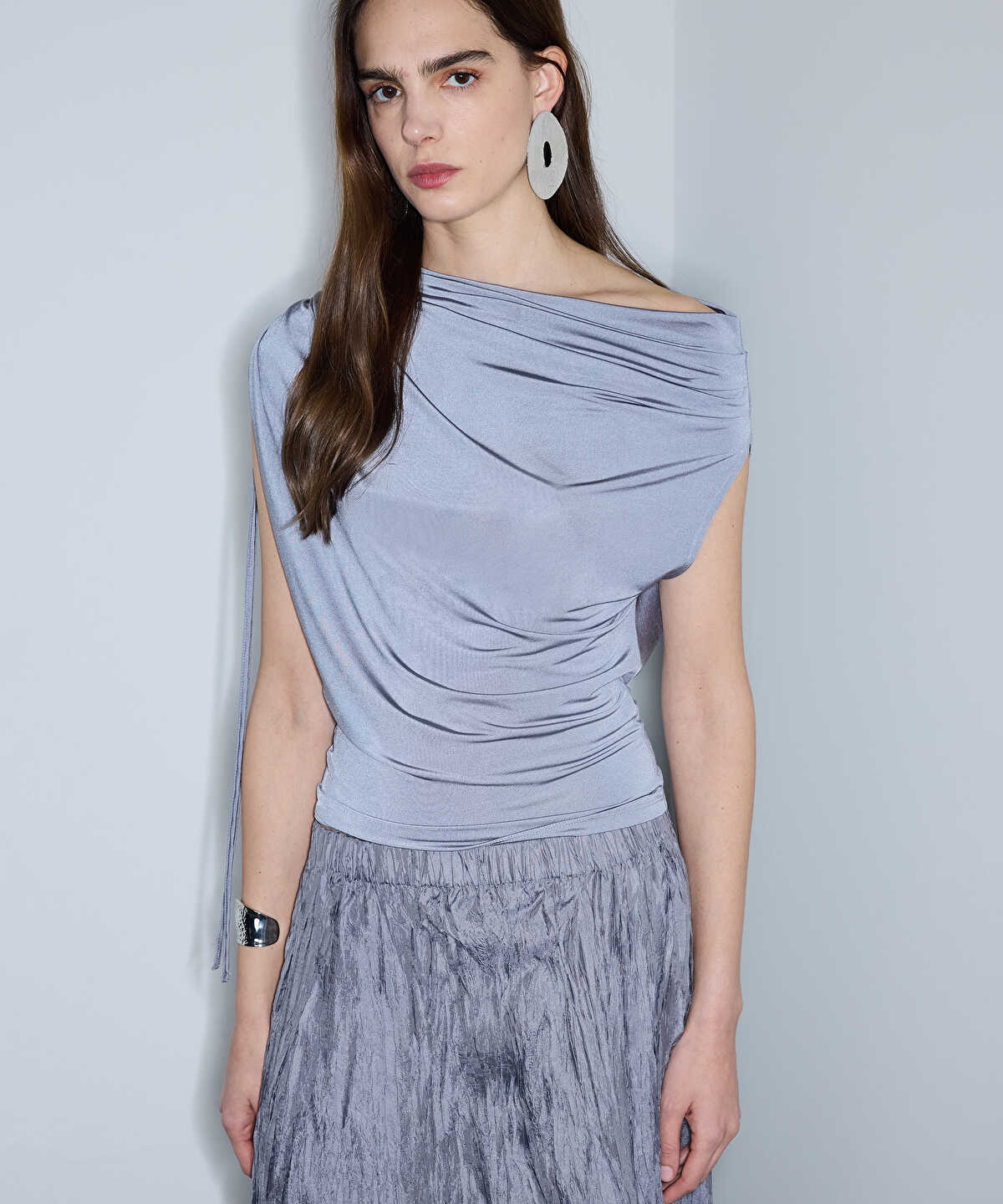 Asymmetric Gathered T-Shirt