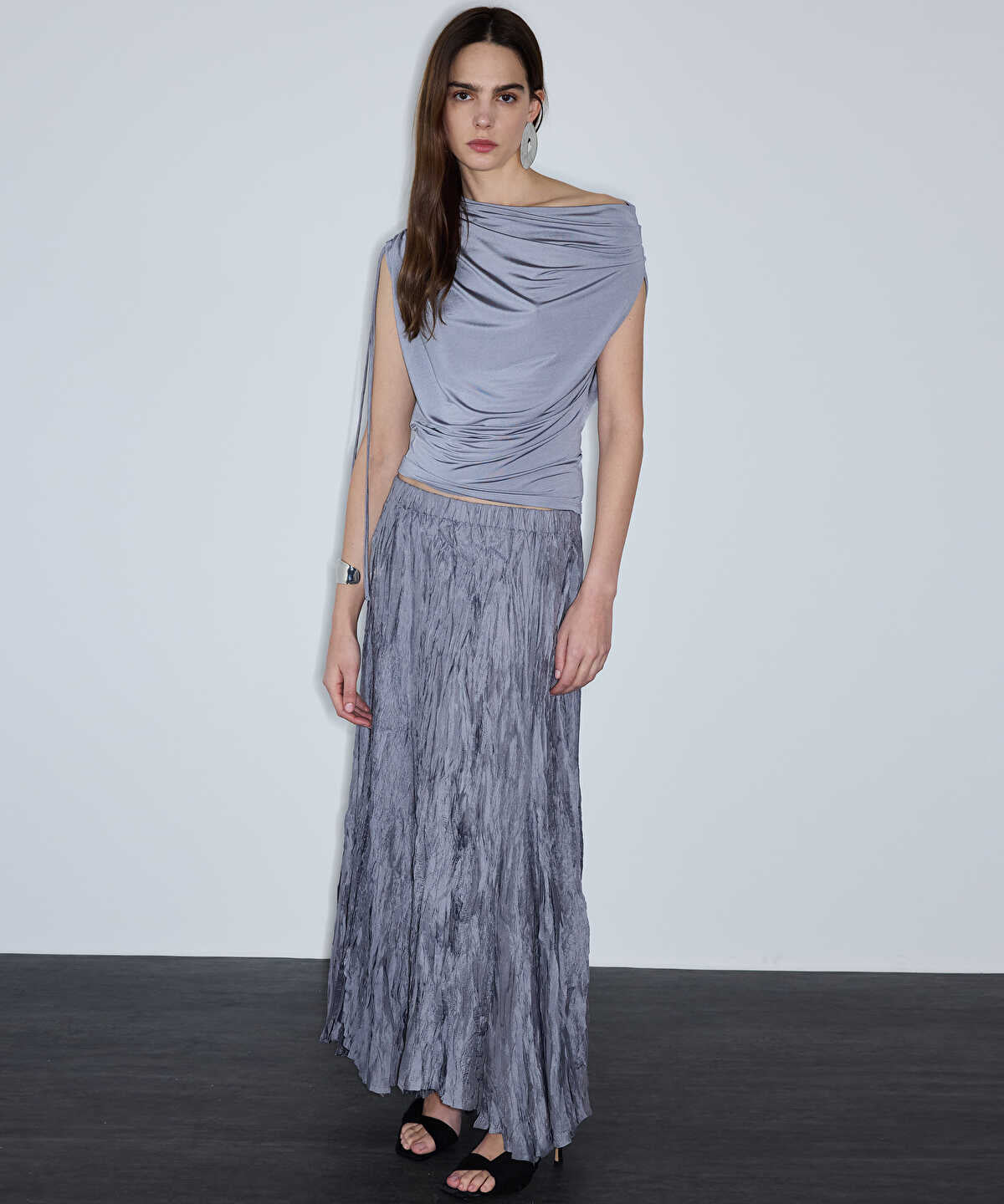 Asymmetric Gathered T-Shirt
