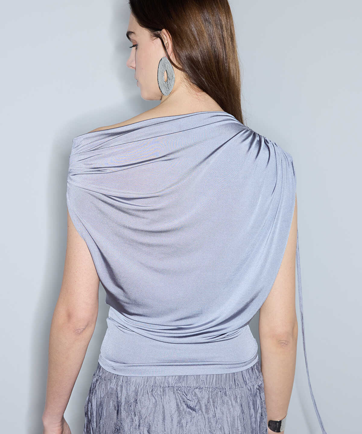 Asymmetric Gathered T-Shirt