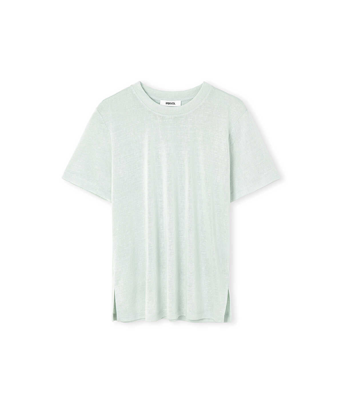 Basic T-Shirt