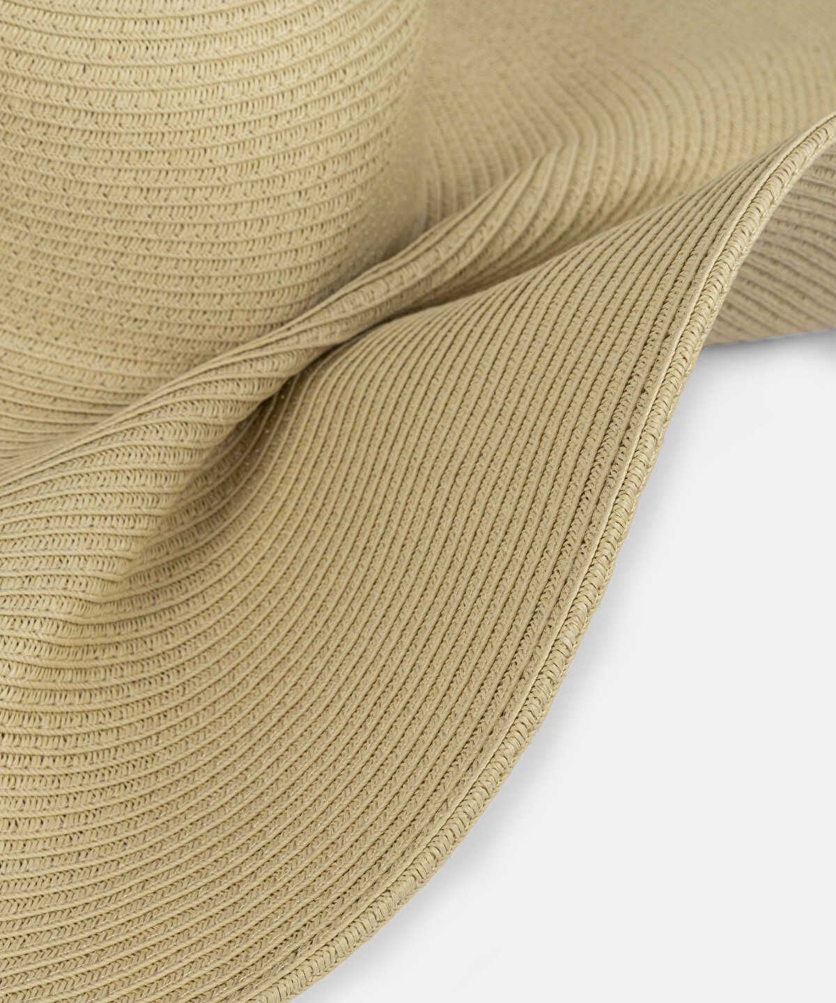 Straw Effect Maxi Hat