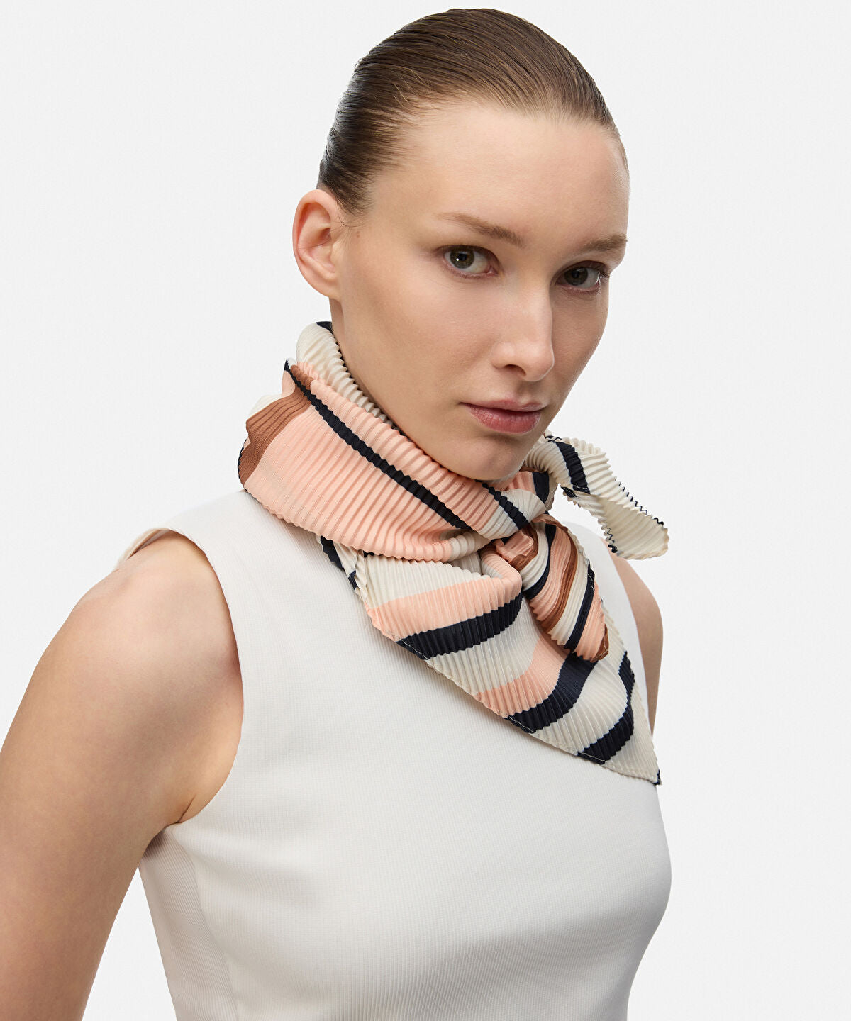 Pleated Color-Block Scarf