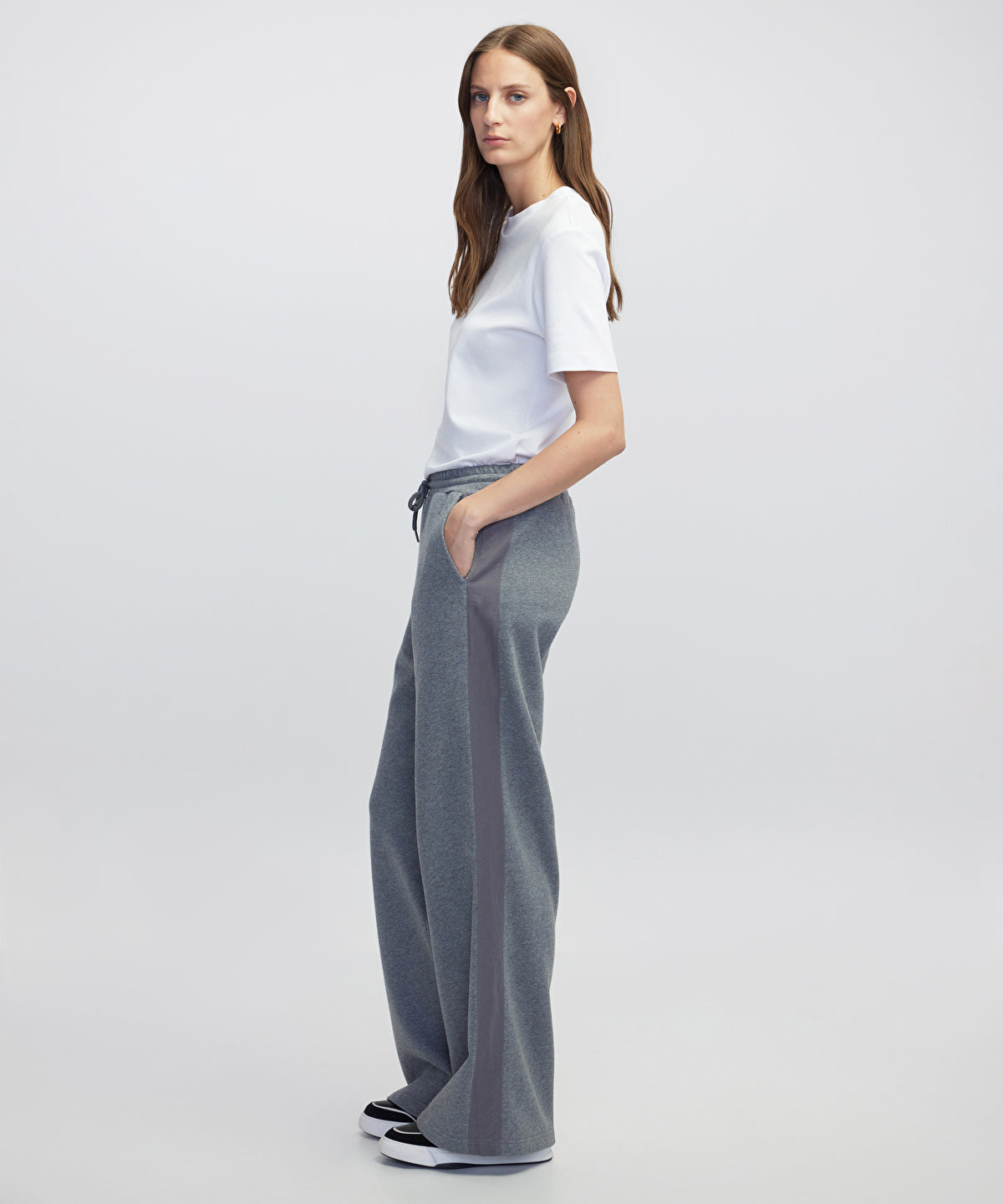 Color-Block Wide-Leg Trousers