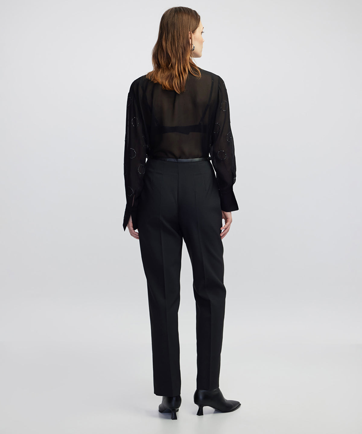 Zoomed Belted Carrot Fit Trousers