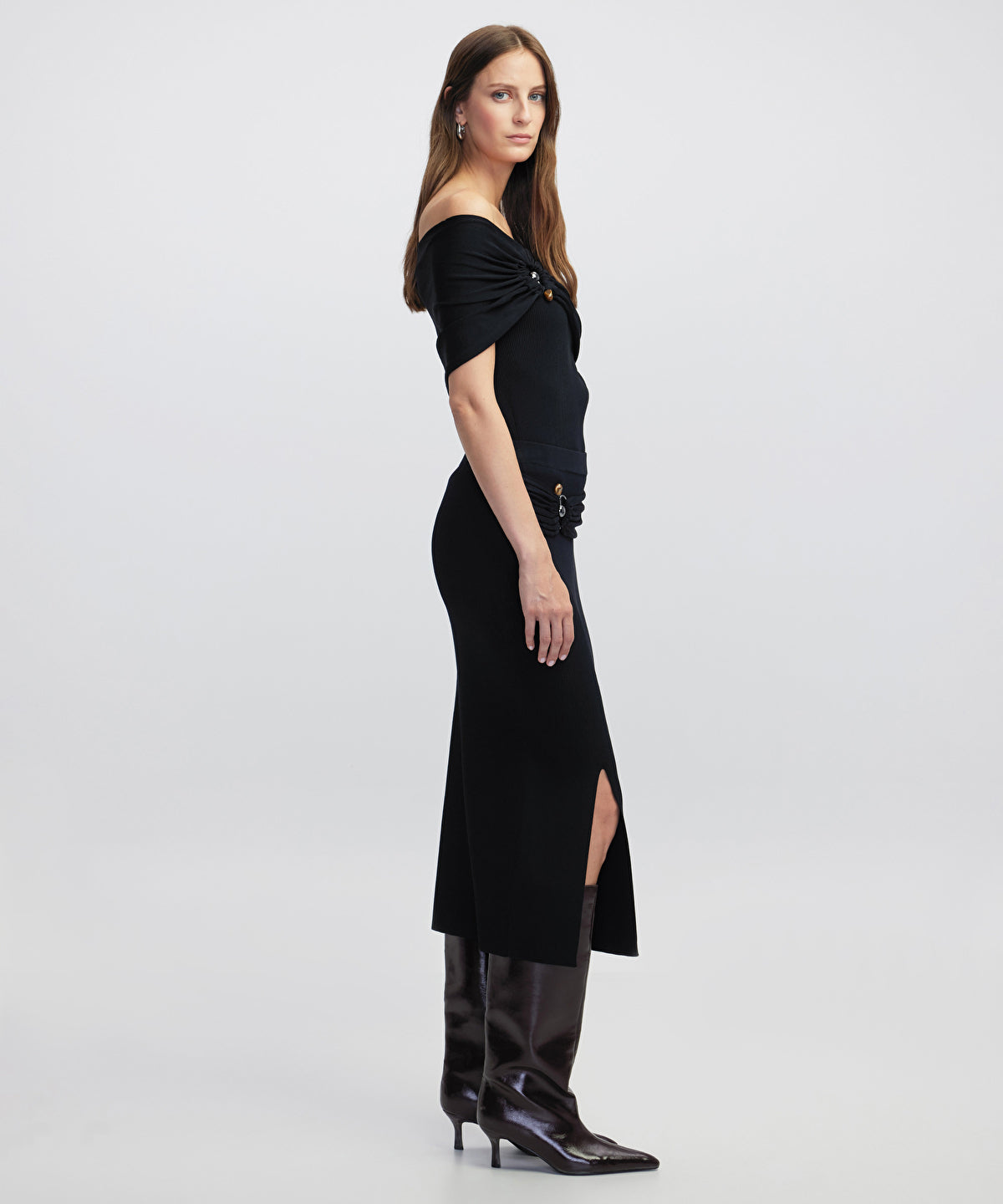 Zoomed Belted Knit Skirt