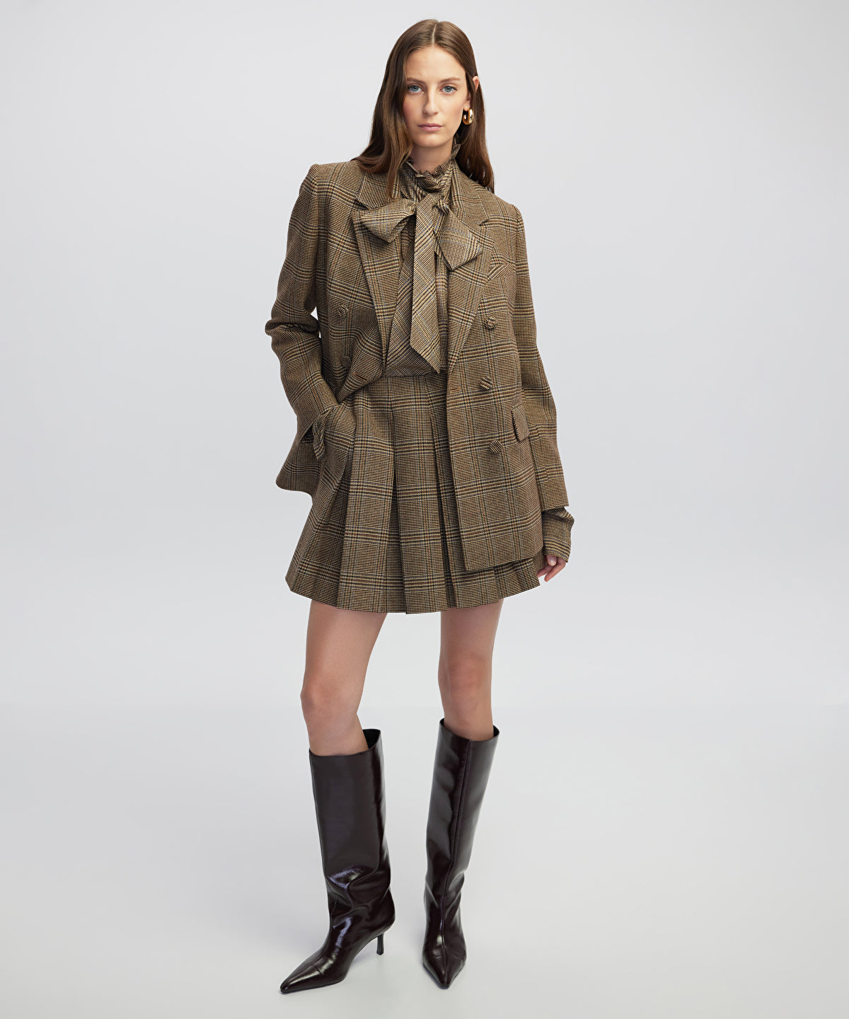 Zoomed Plaid Skirt