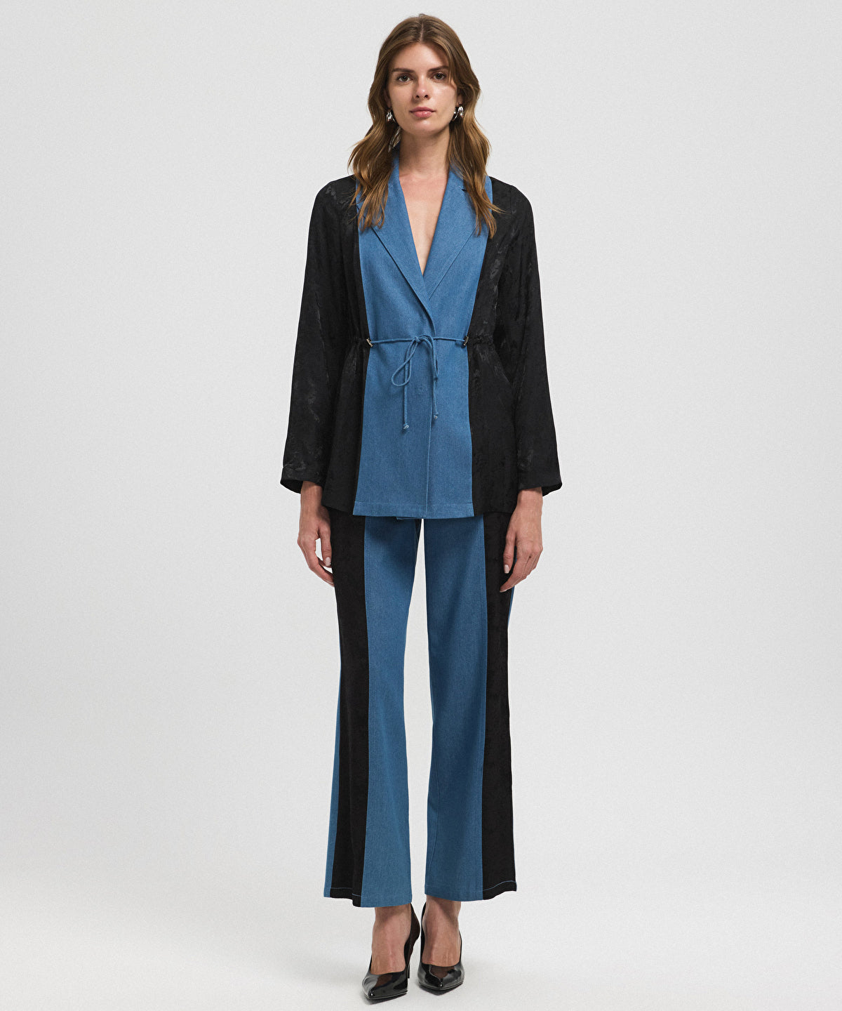 Zoomed Mixed Color-Block Jacket