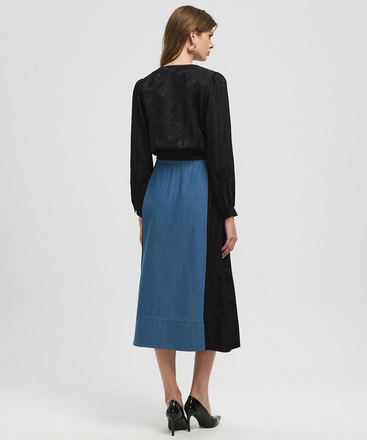 Zoomed Jacquard Blouse