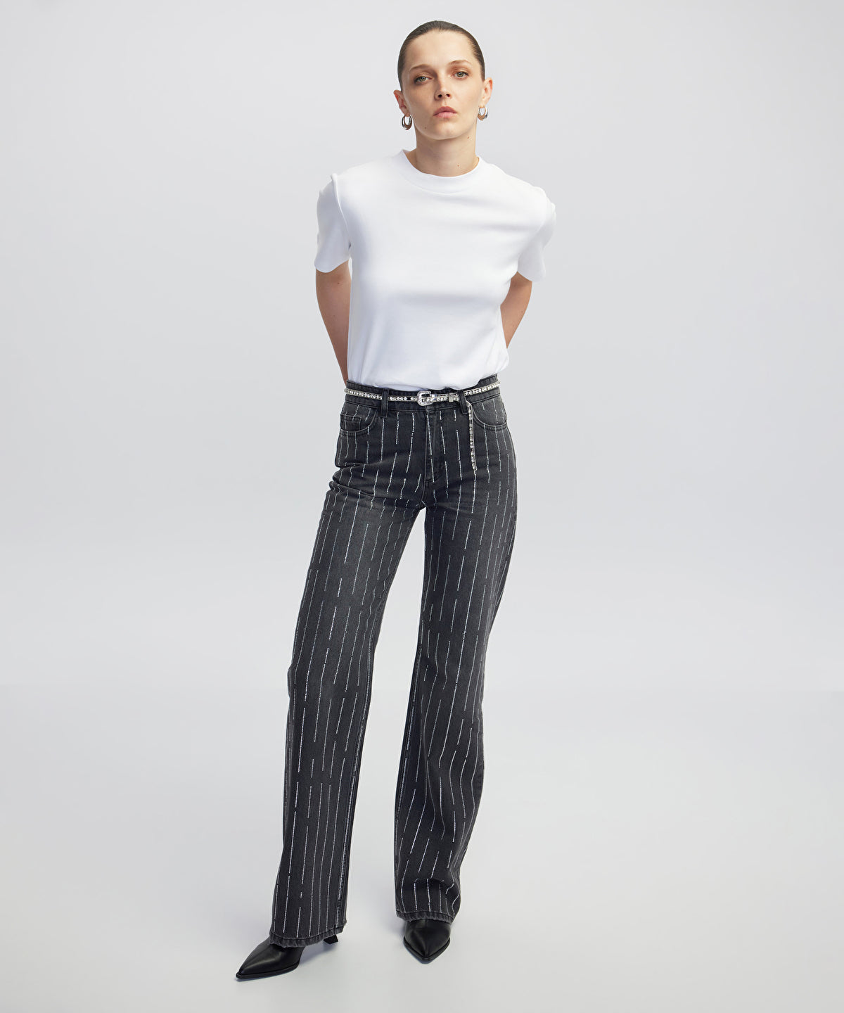 Zoomed Embellished Wide-Leg Jeans